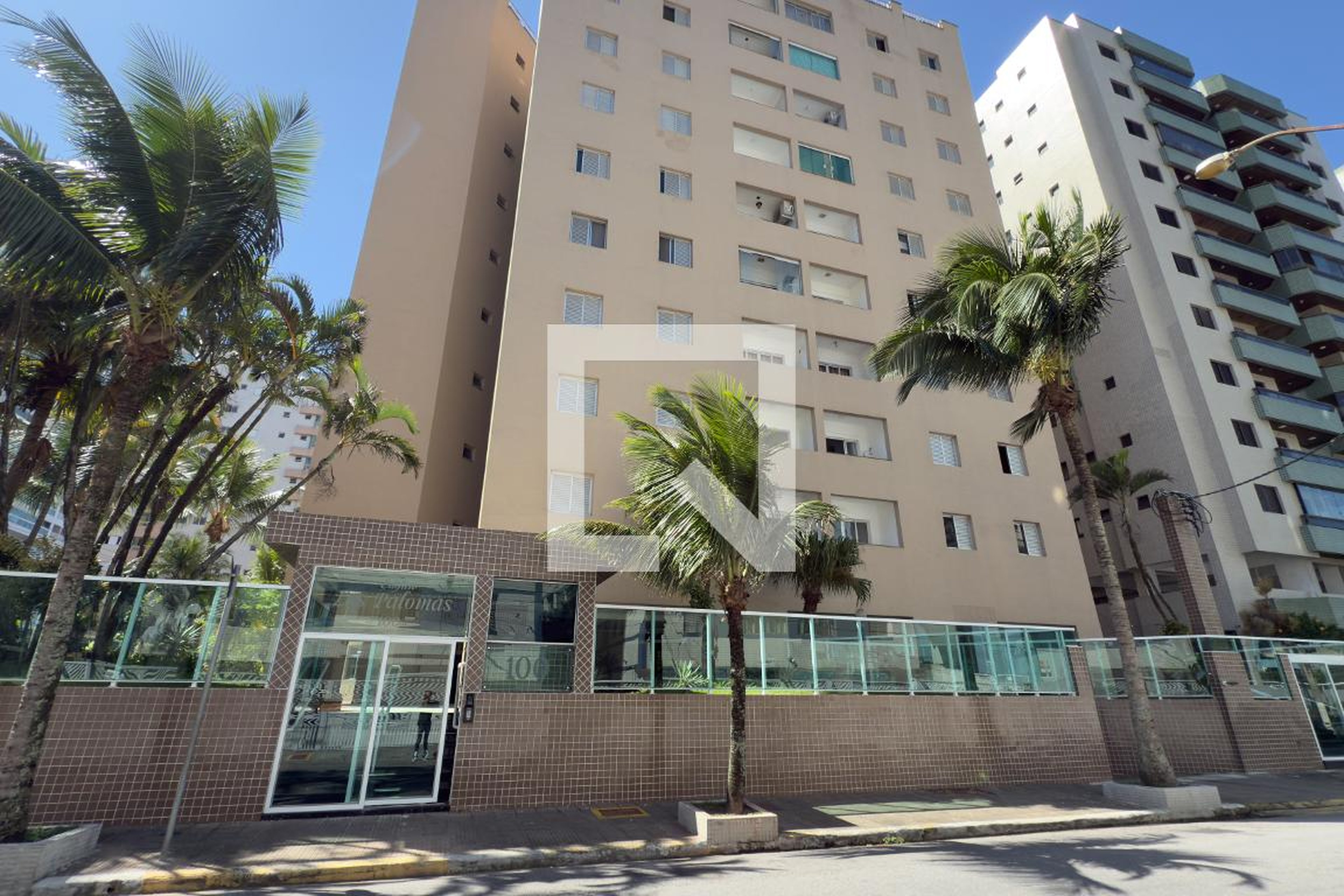 Fachada Condomínio Las Palomas