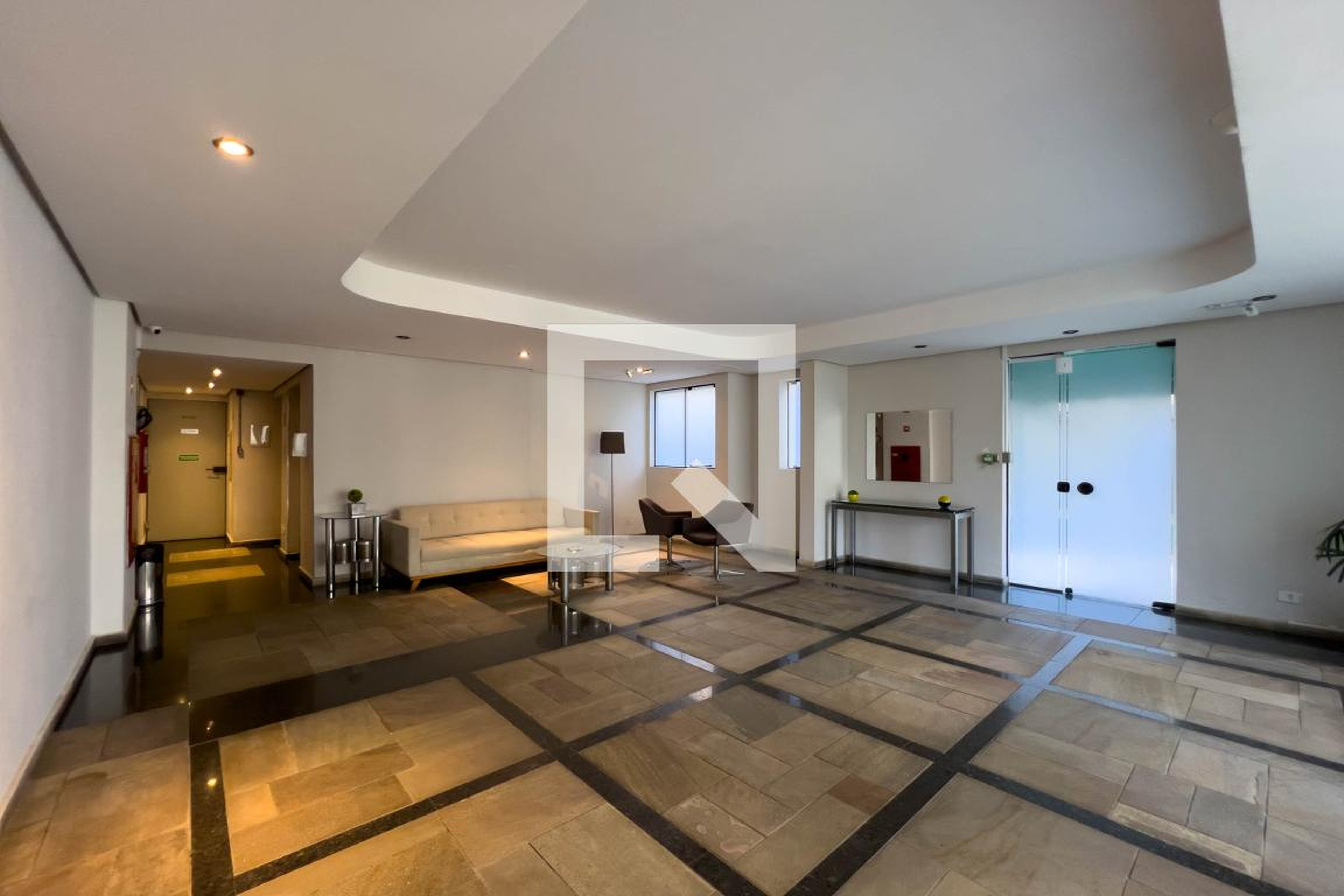 Hall de entrada - Edificio Giacomo Puccini