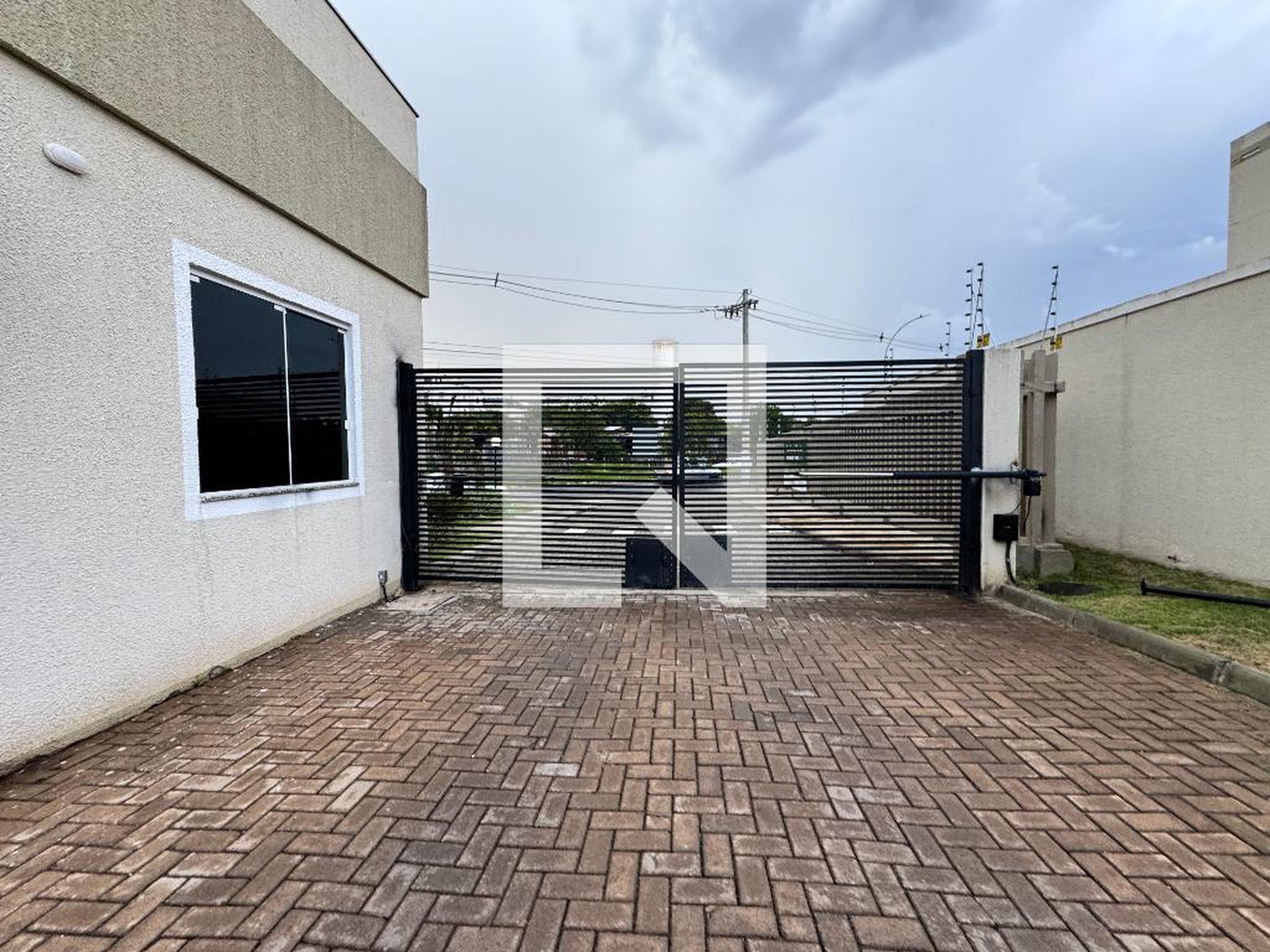 Fachada do Condomínio Condomínio em Avenida Lions Scharlau, 131