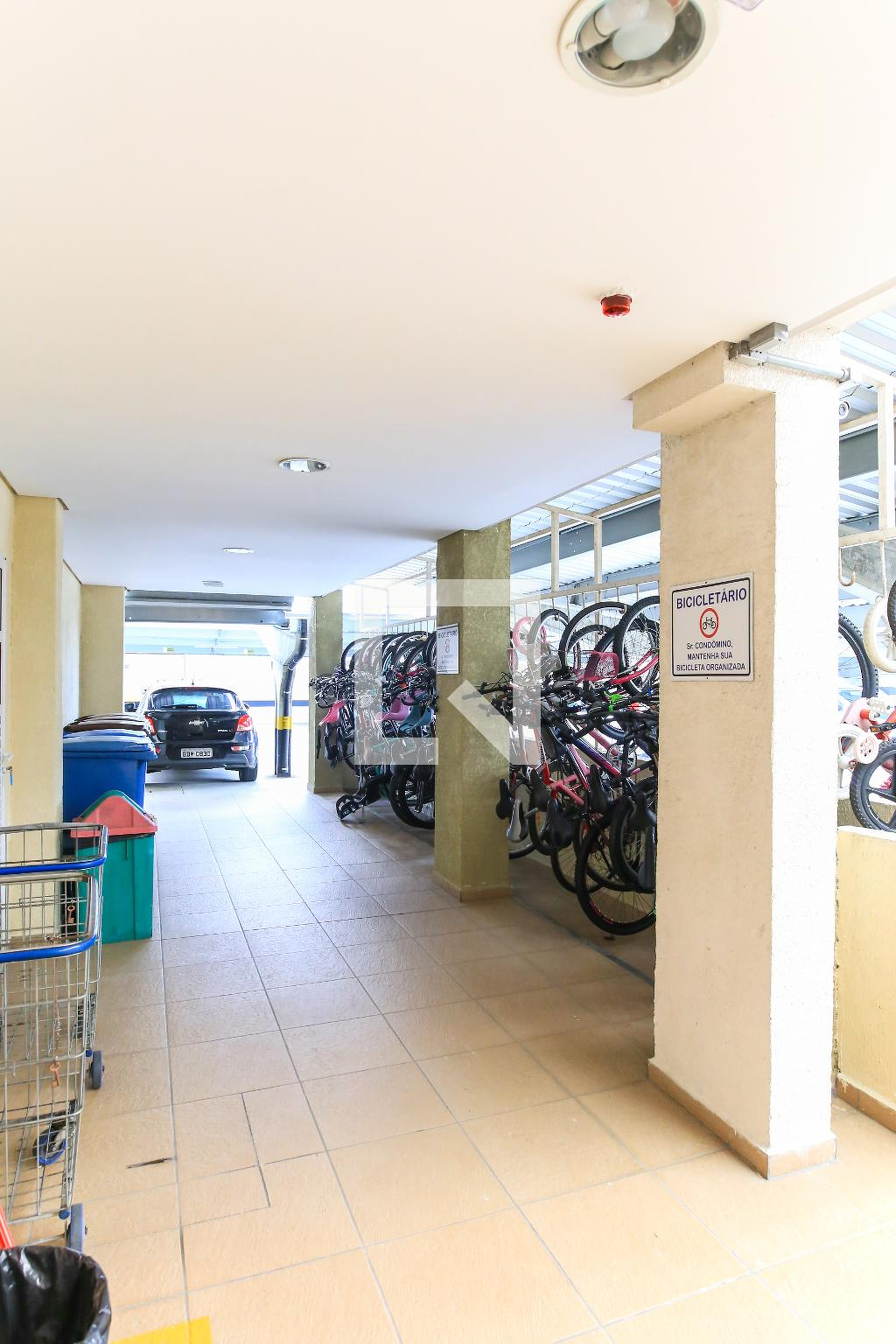 Bicicletário - Dai Torii