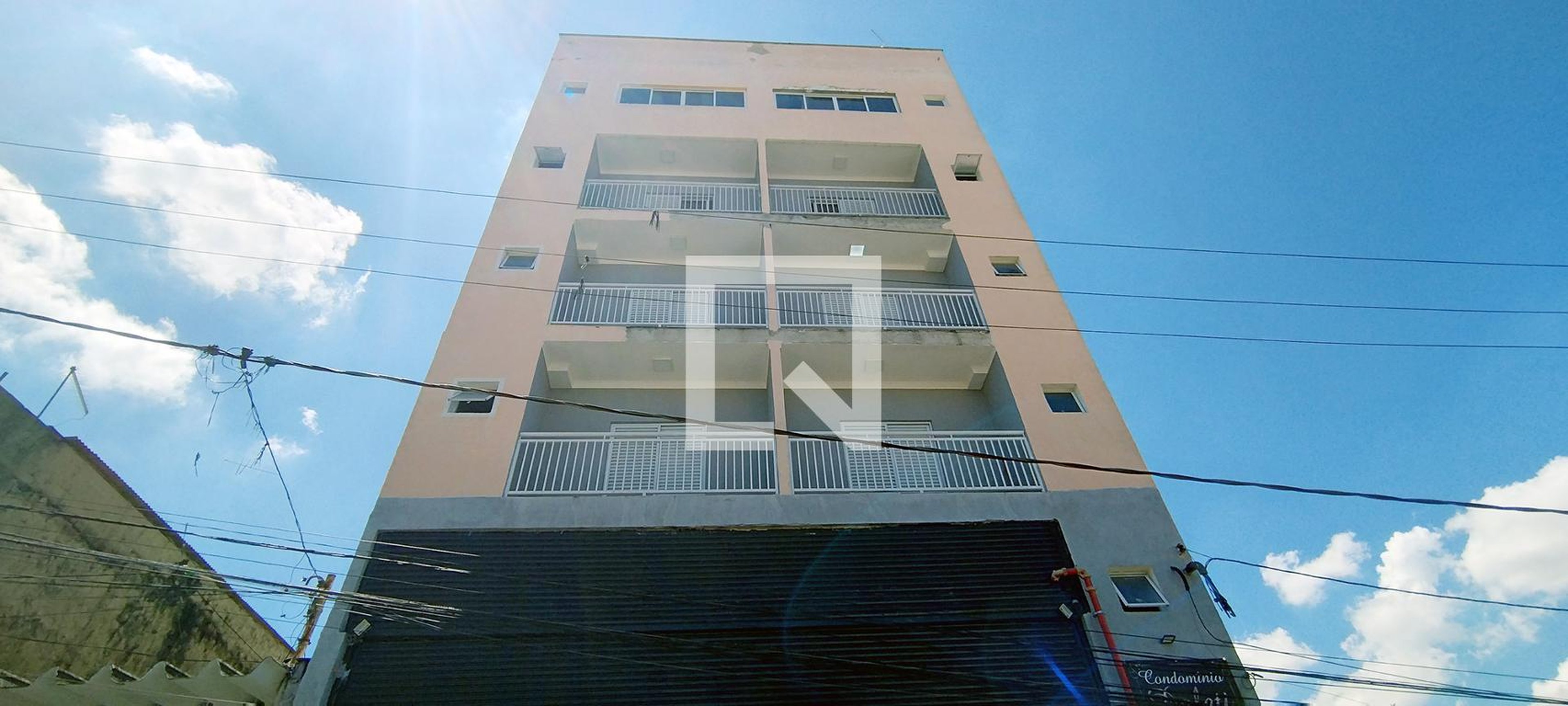 Fachada Condomínio Leti