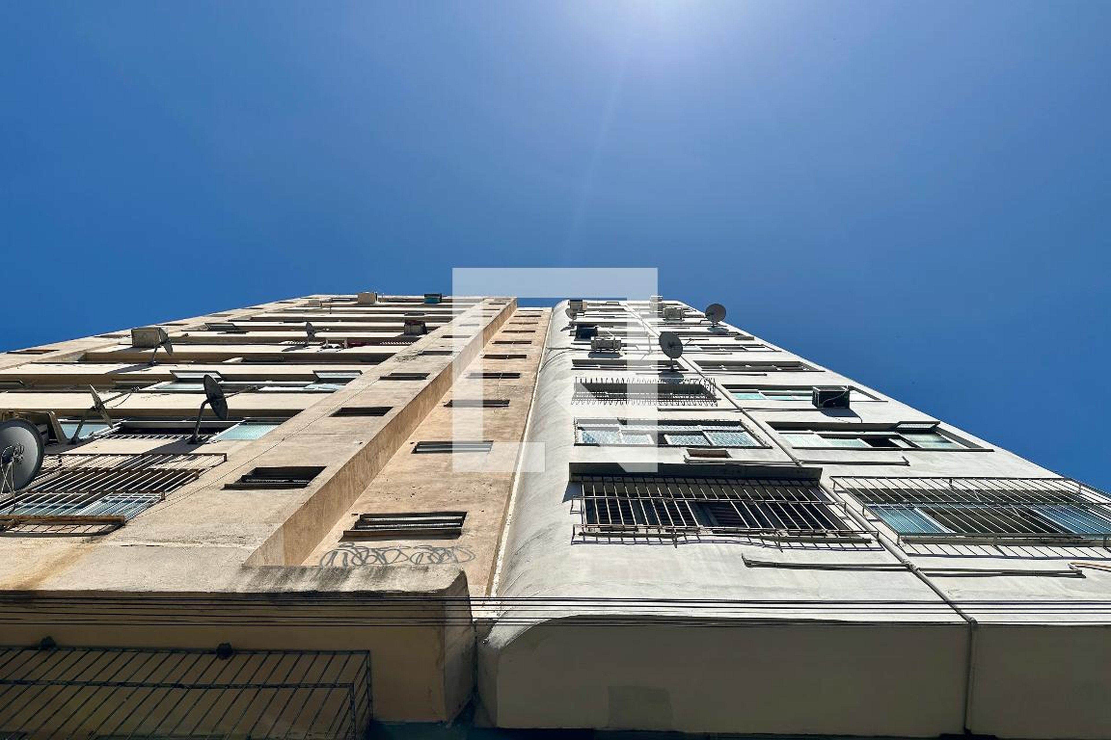 Fachada Edifício Vinte de Abril