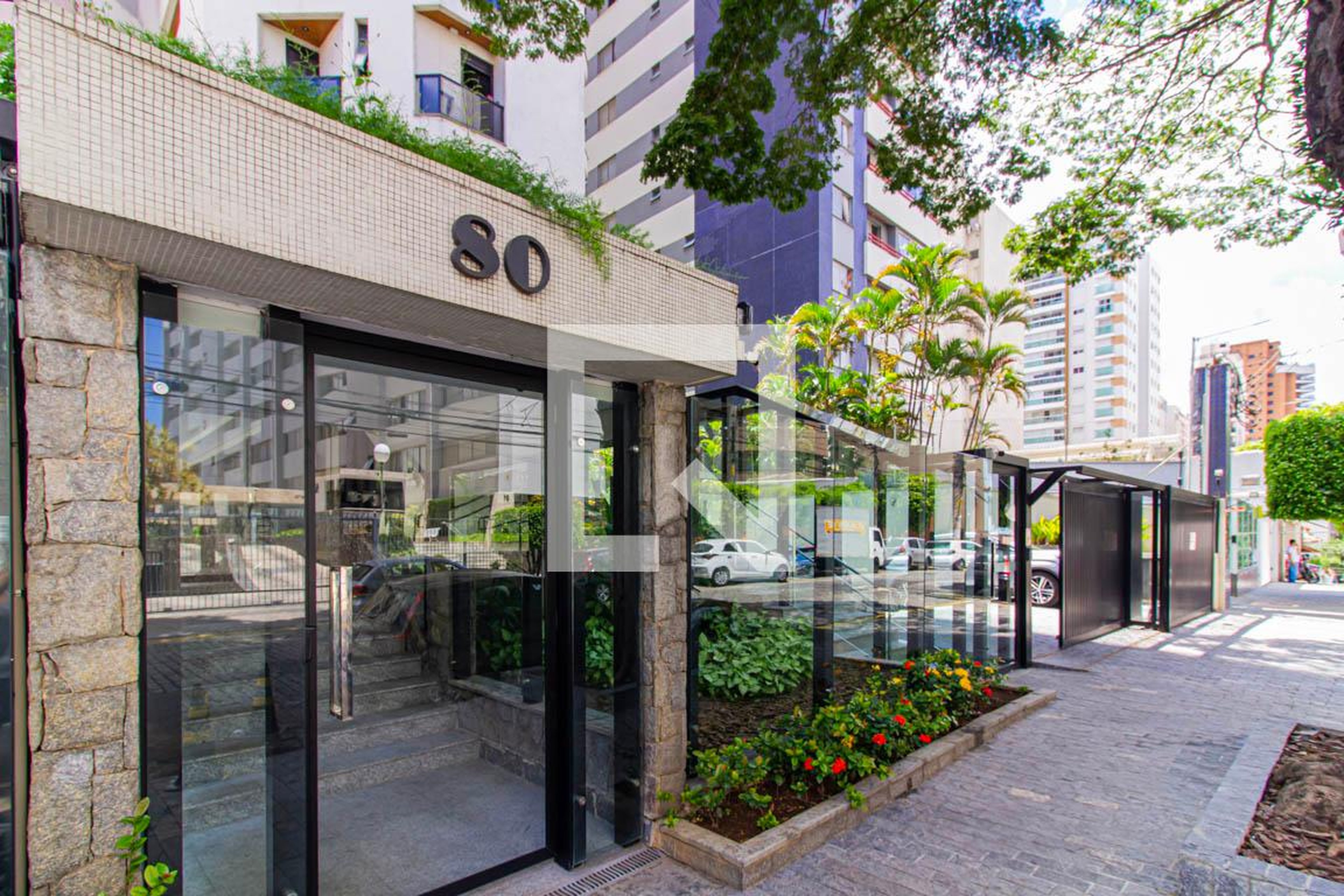 Fachada Edifício Jardim do Valle