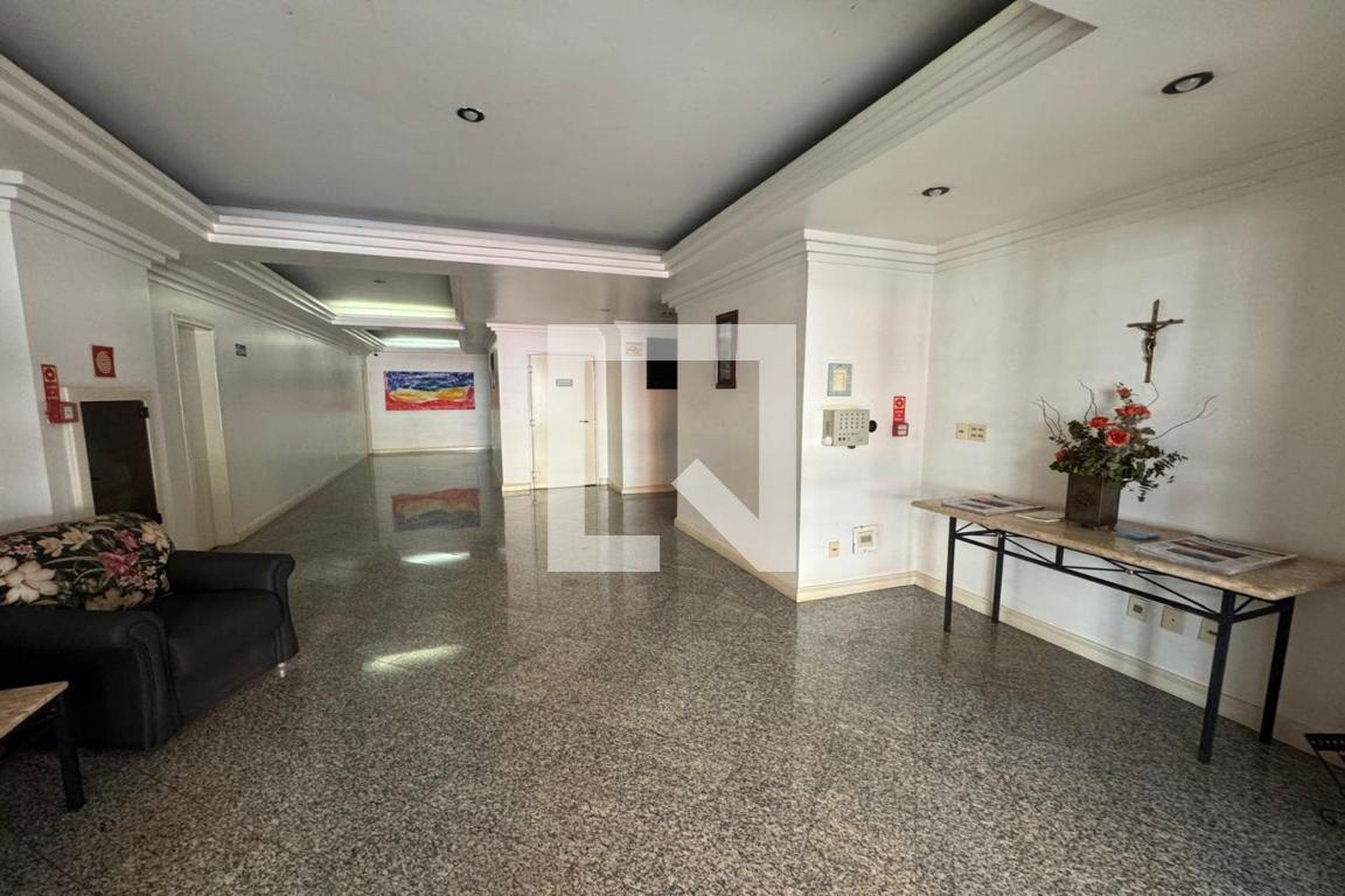 Hall de Entrada - Merit Tower