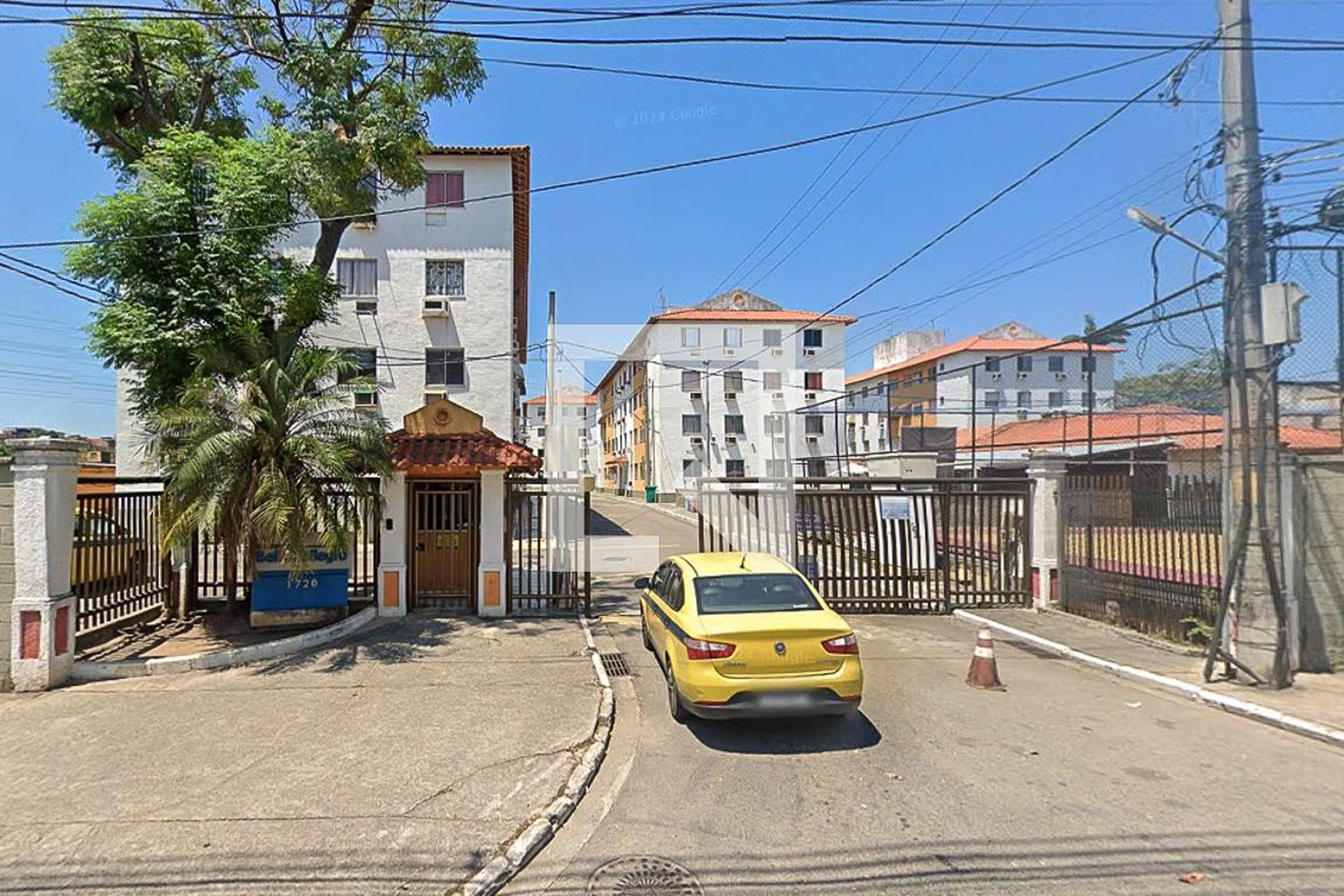 Fachada do Condomínio Condomínio Bello Colegio