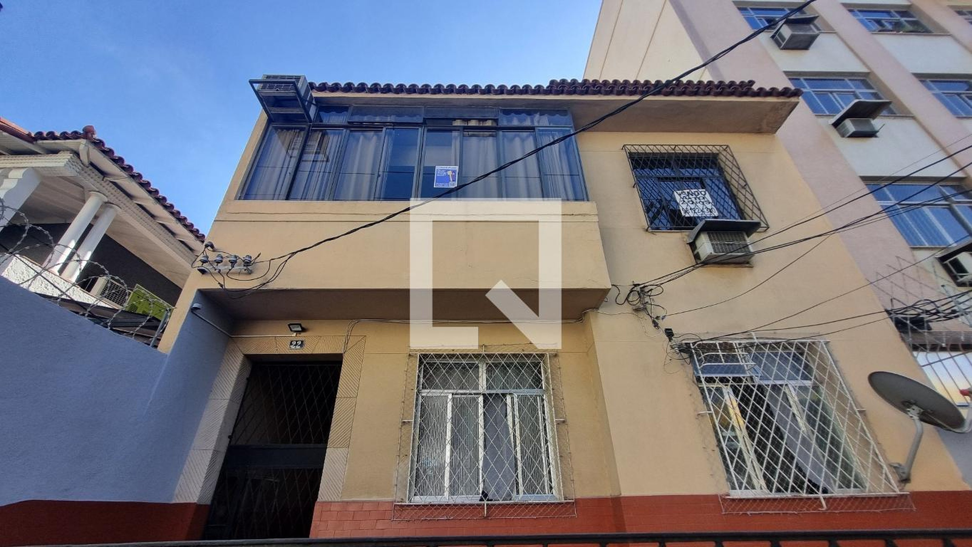 Fachada Condomínio em Rua Batista das Neves, 22