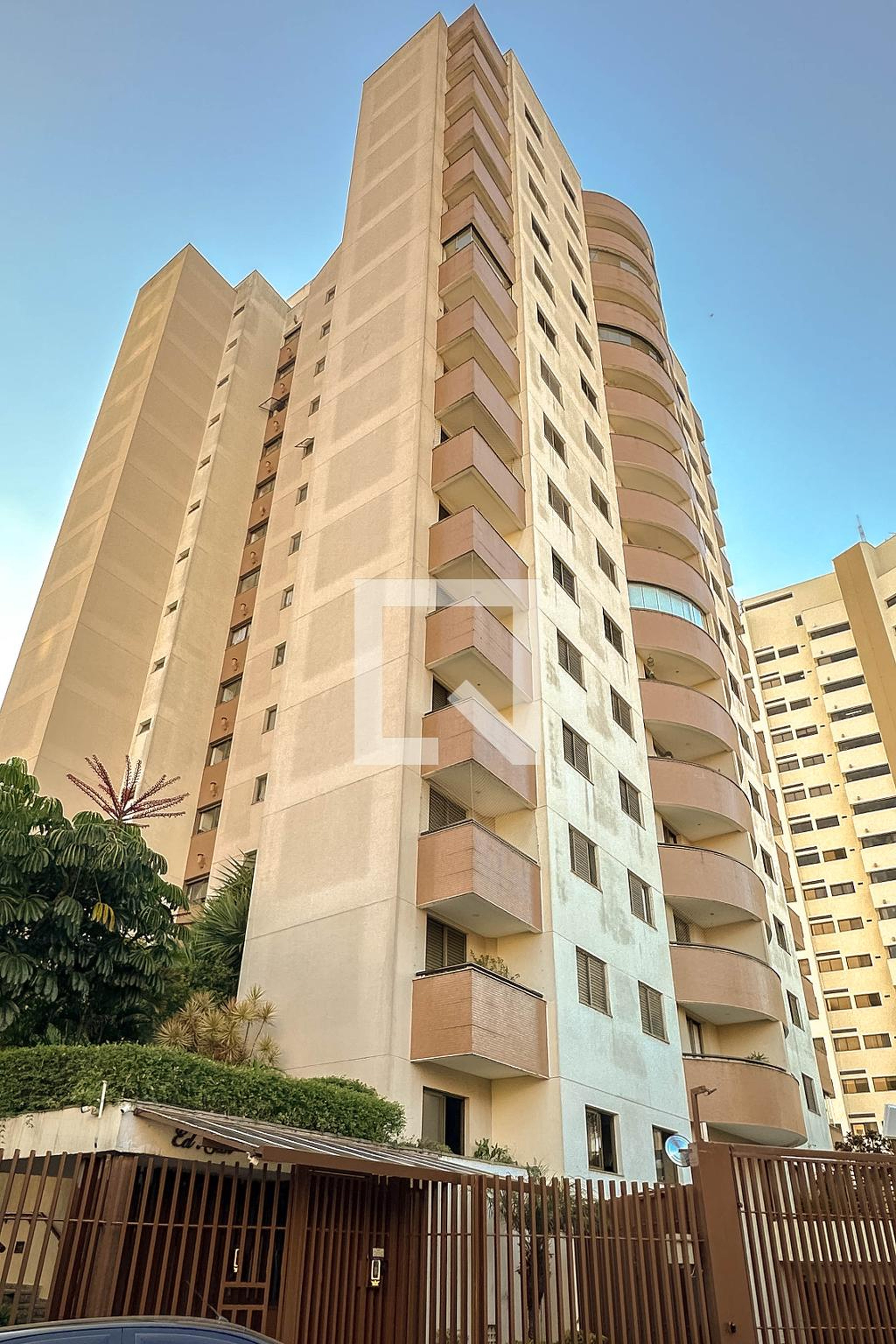 Fachada do Prédio Condomínio San Remo