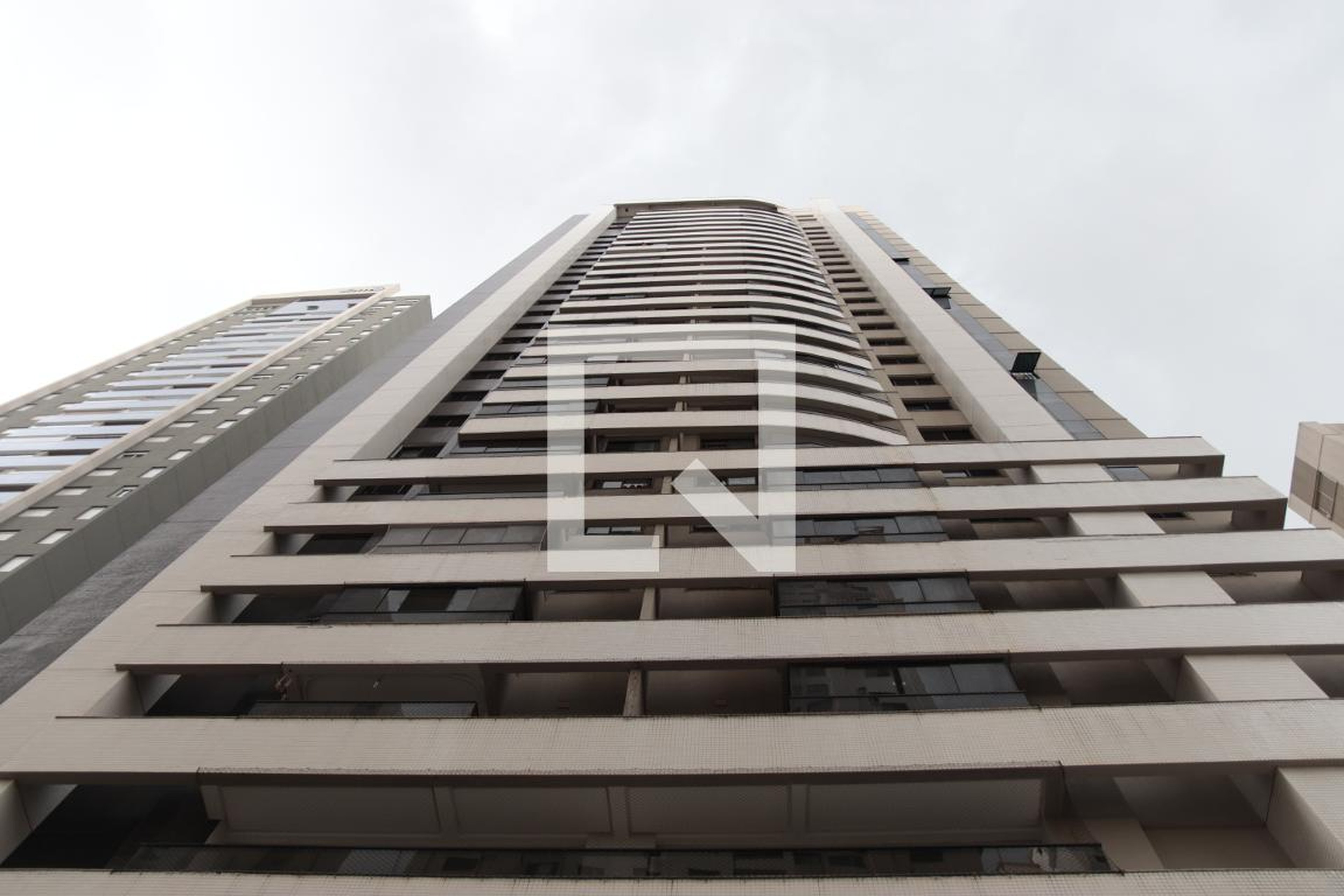 Fachada Condomínio Evidence Ville