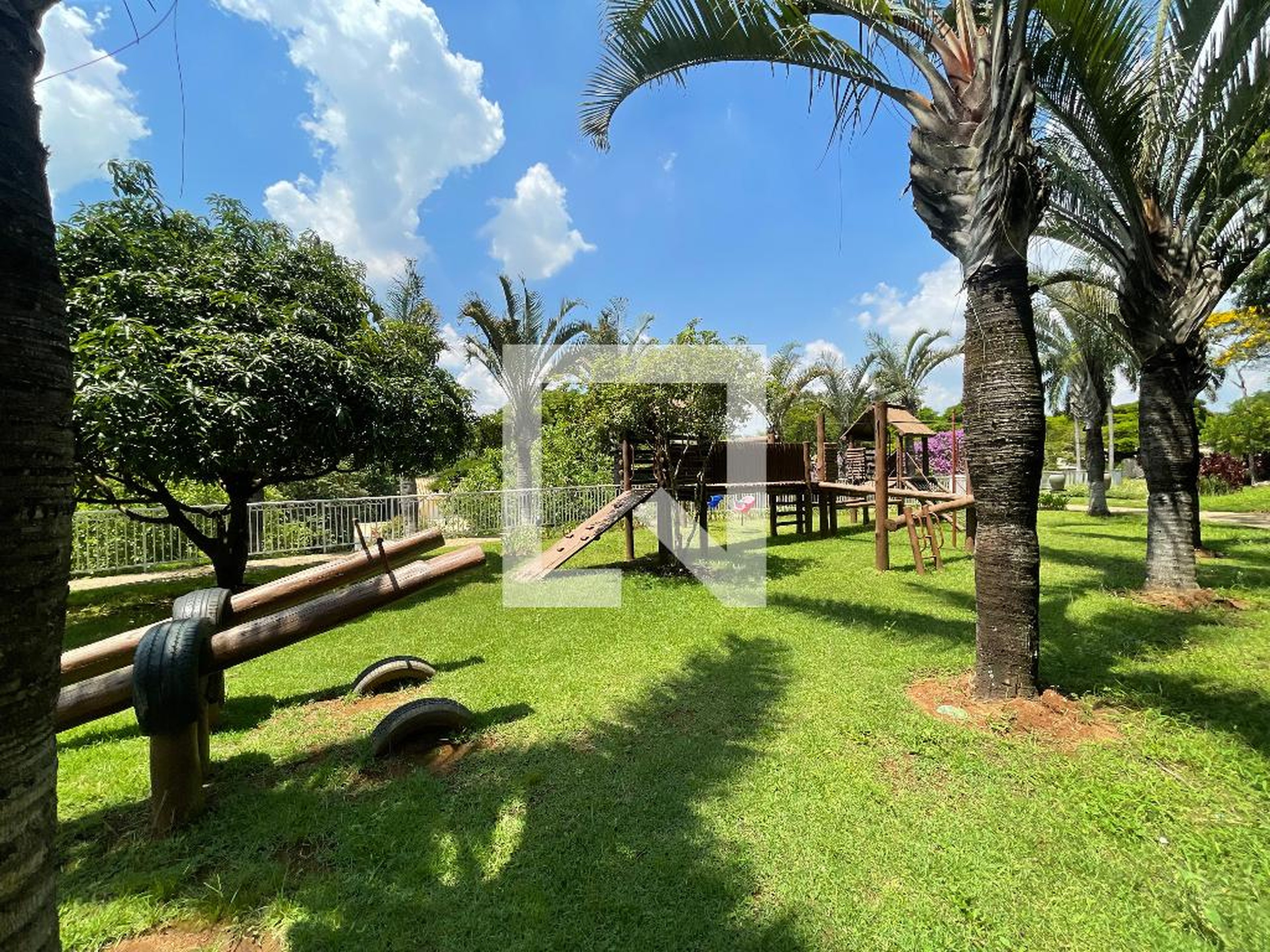 Condomínio - Vertentes Granja Viana