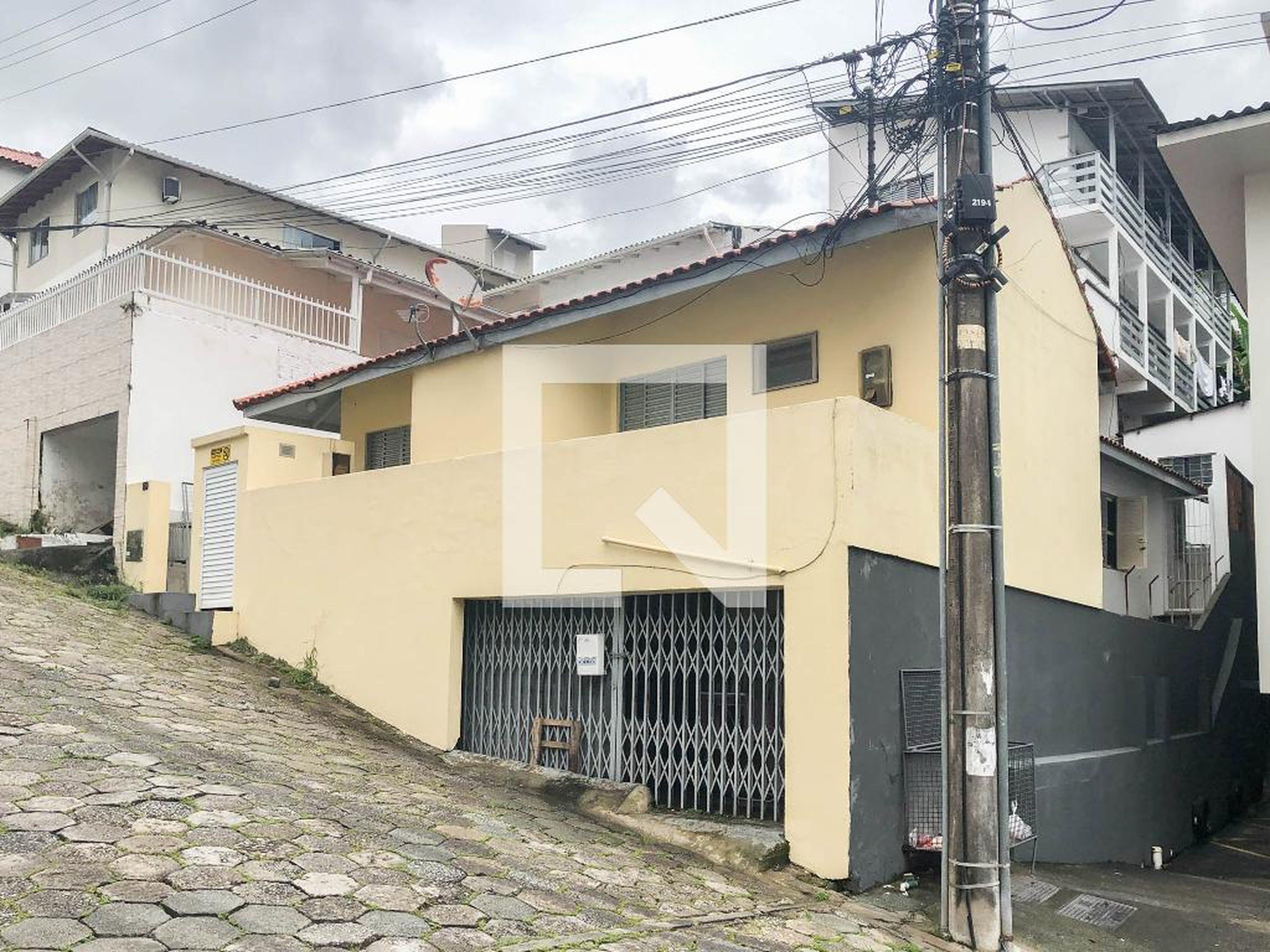 Fachada Condomínio em Rua José Ventura, 59