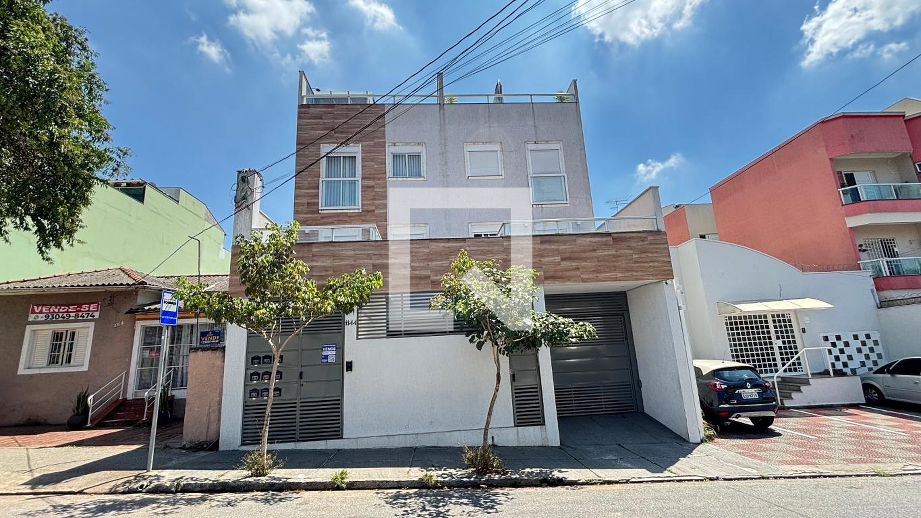 Fachada Condomínio em Rua das Monções, 1144