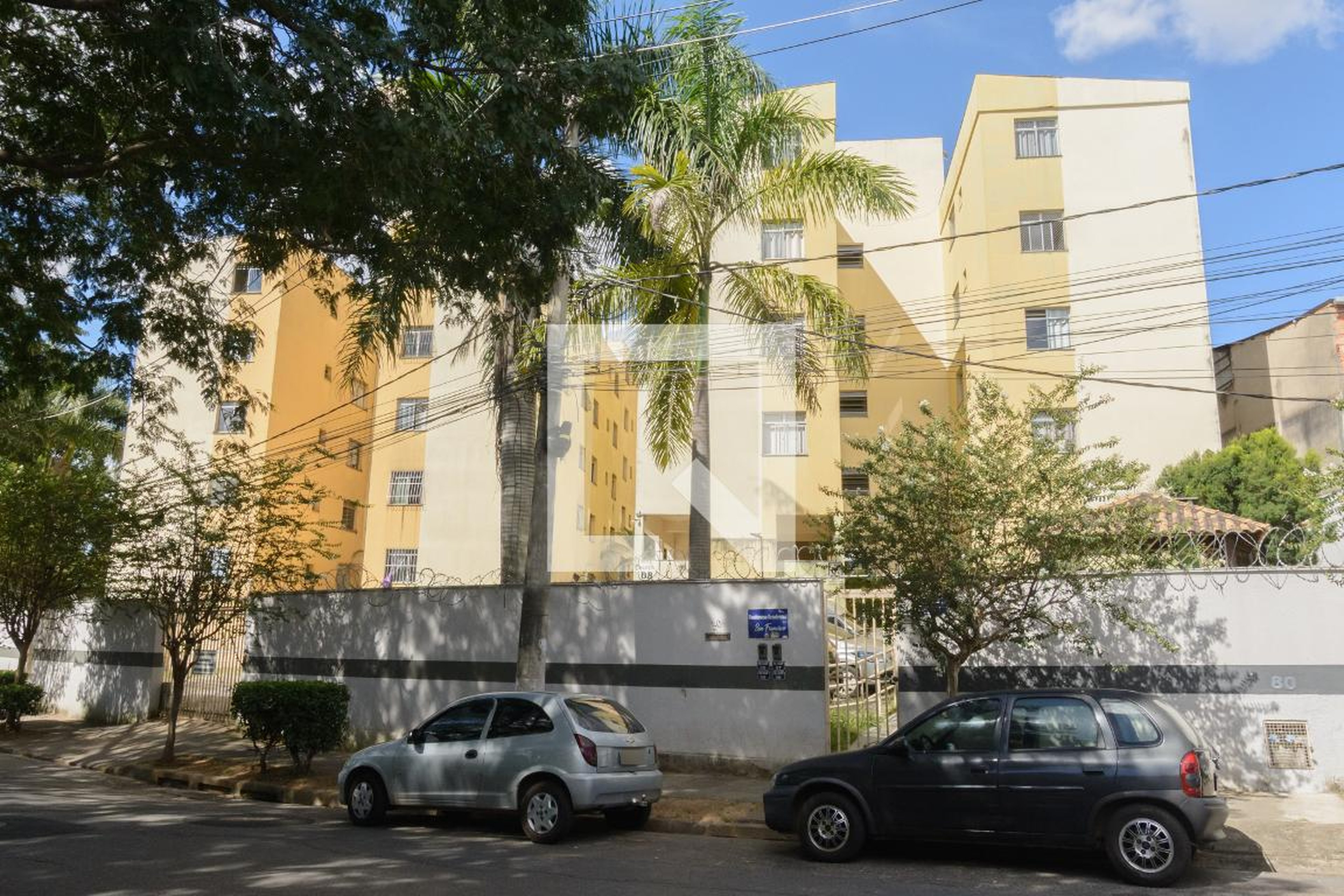 Fachada Condomínio em Rua José Claúdio Sanches, 80