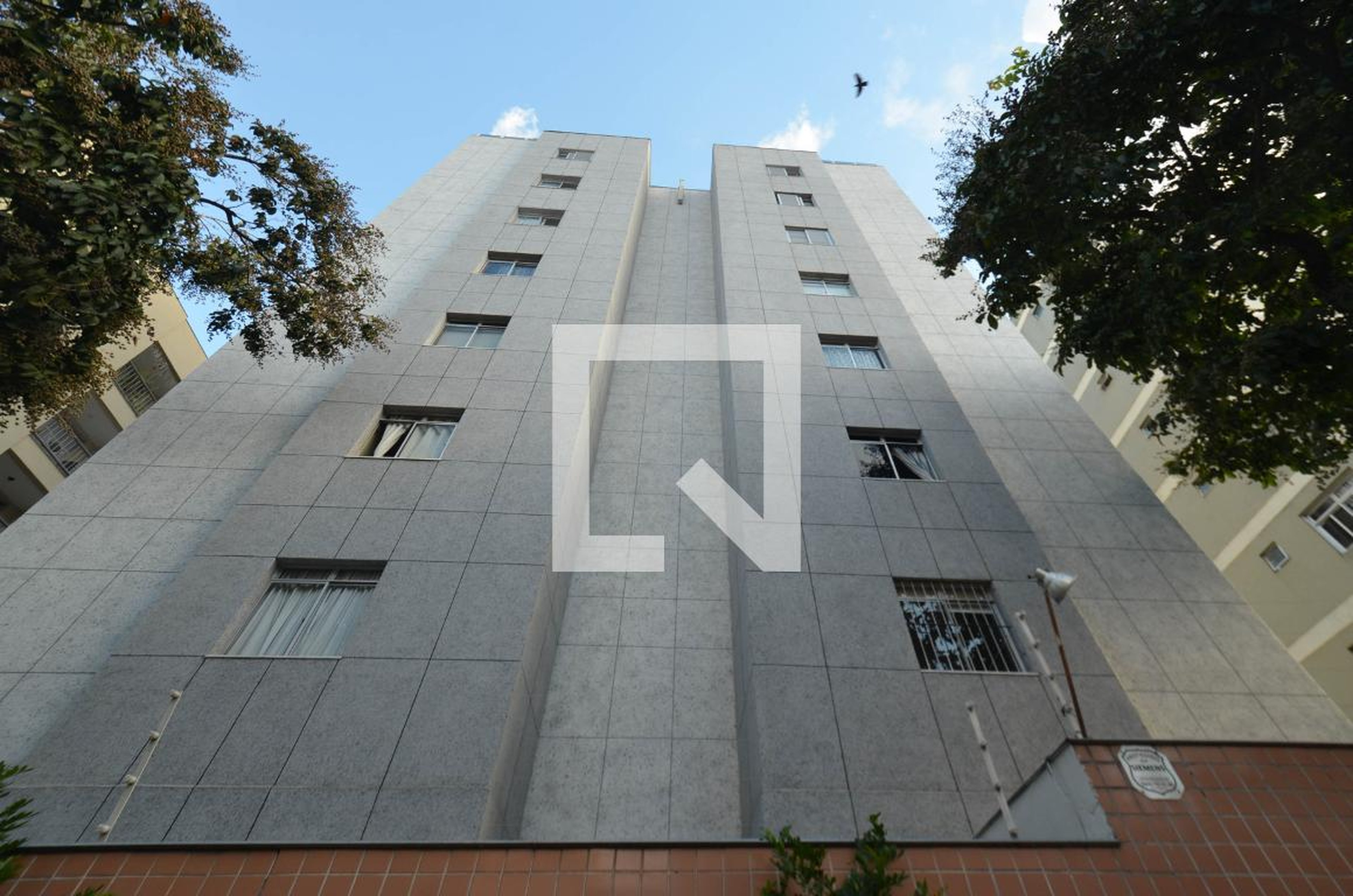 Fachada Edifício Lírios