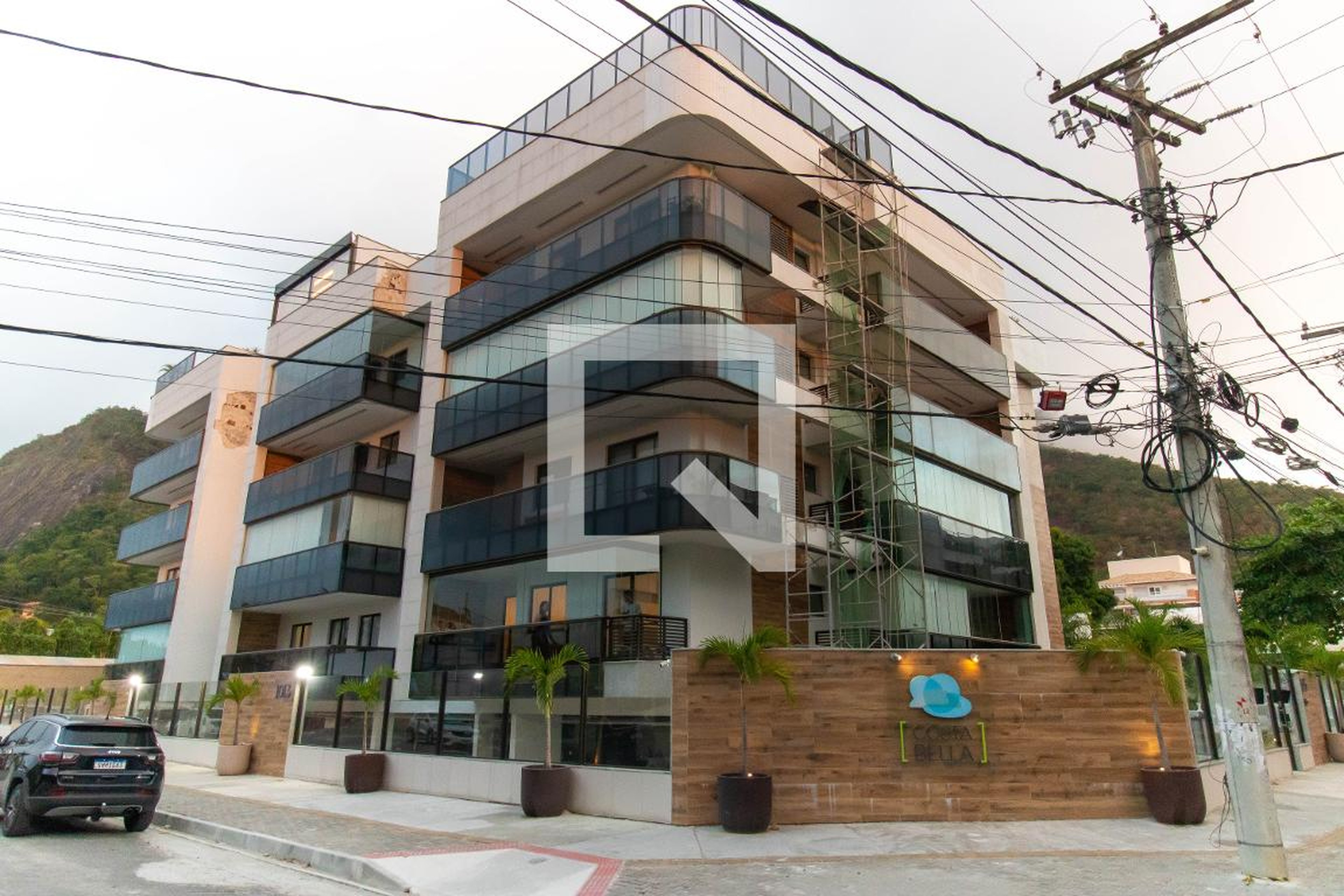 Fachada Condomínio em Rua Perminio Mendonça de Souza, 1013