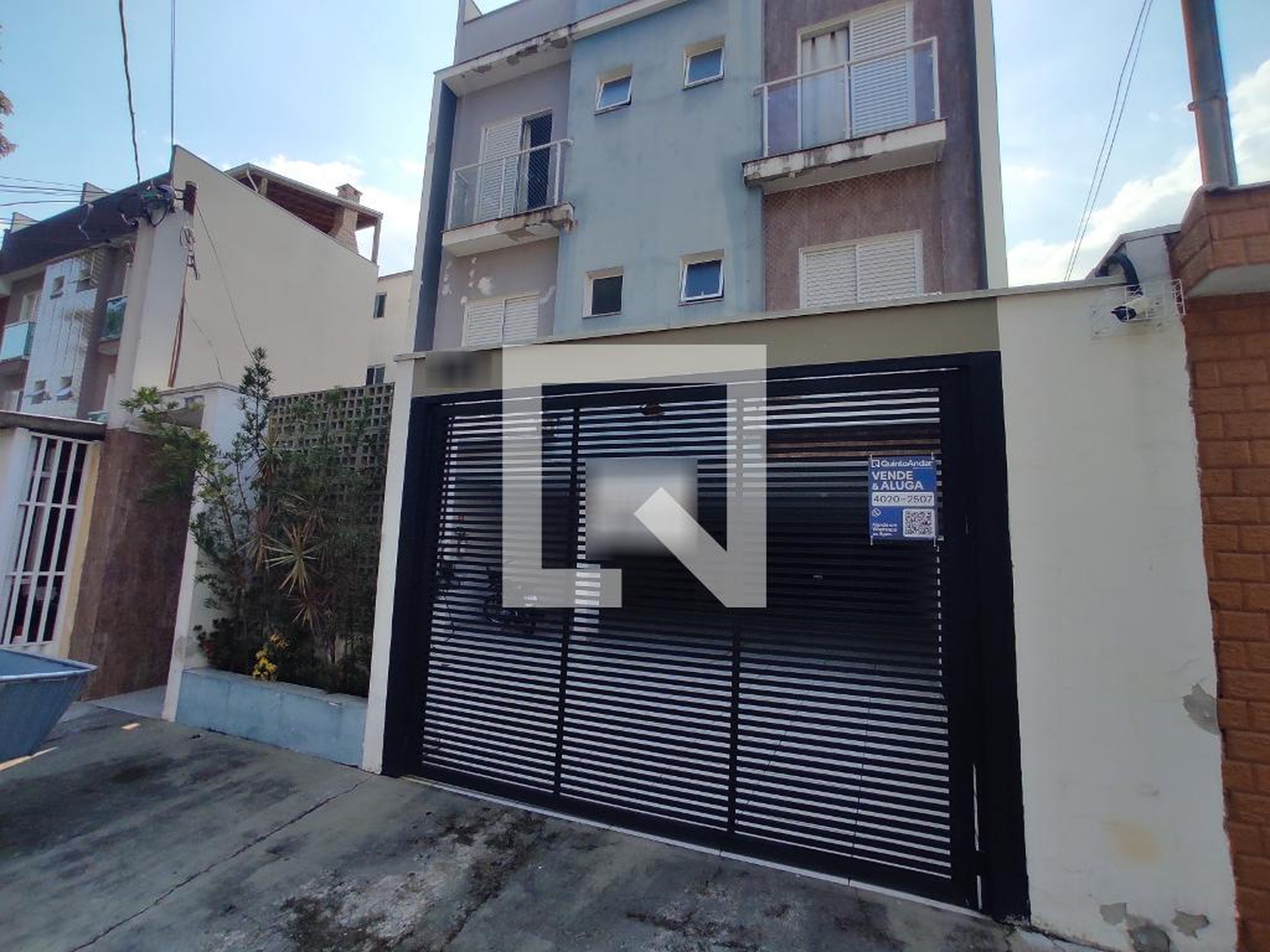 Fachada Condomínio em Rua Grécia, 191