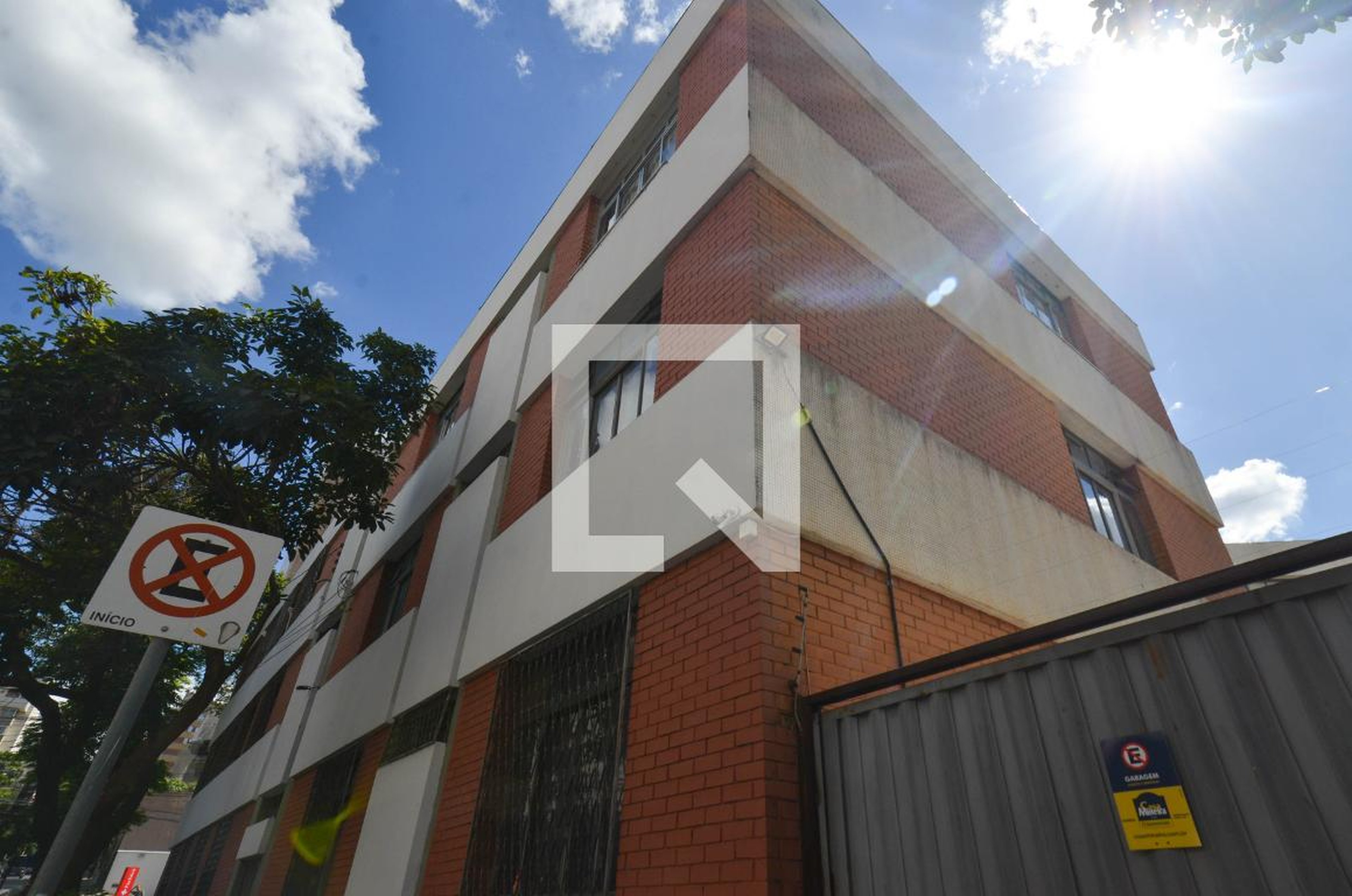 Fachada Condomínio em Avenida Uruguai, 85