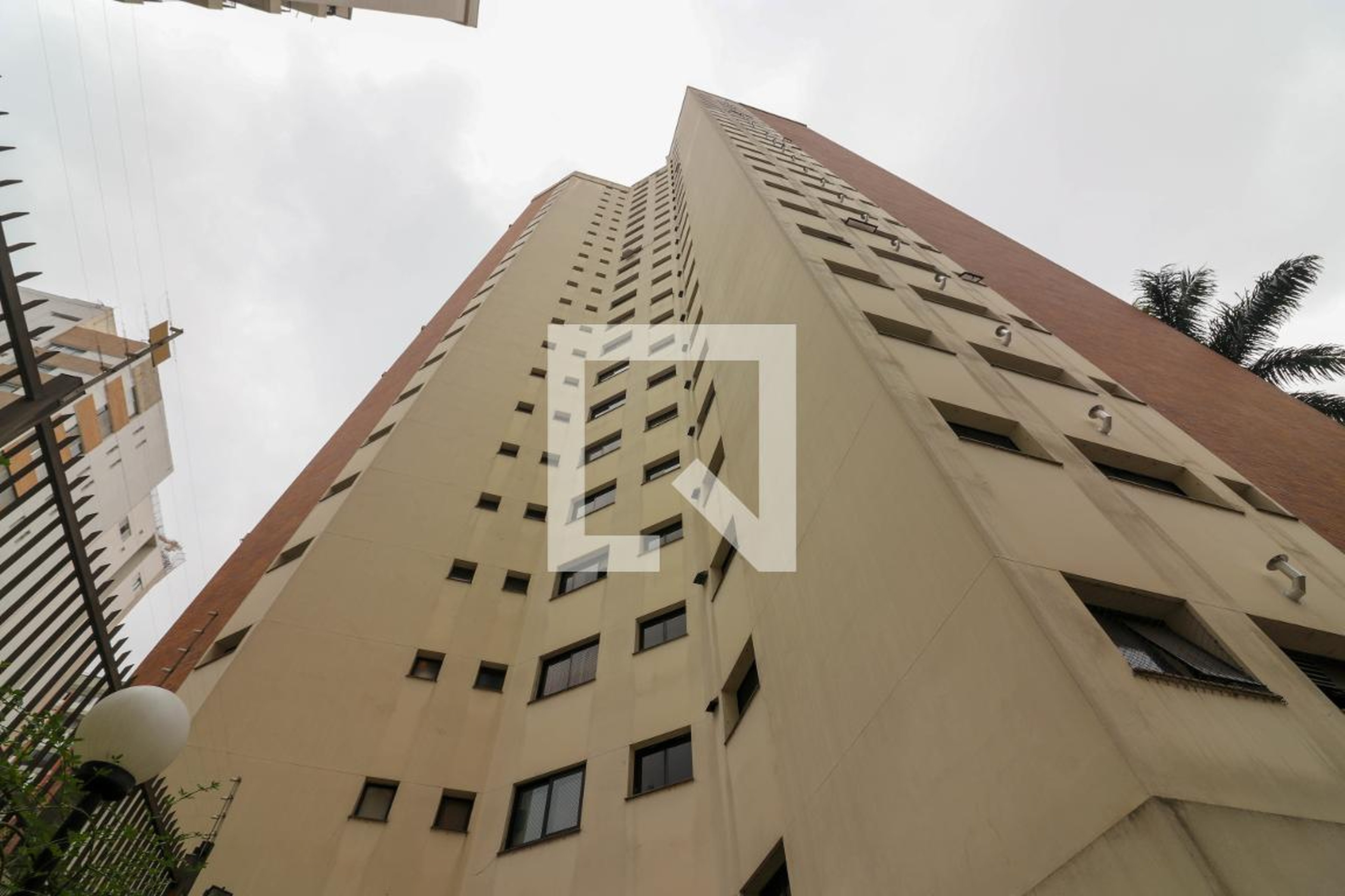 Fachada Condomínio La Boheme