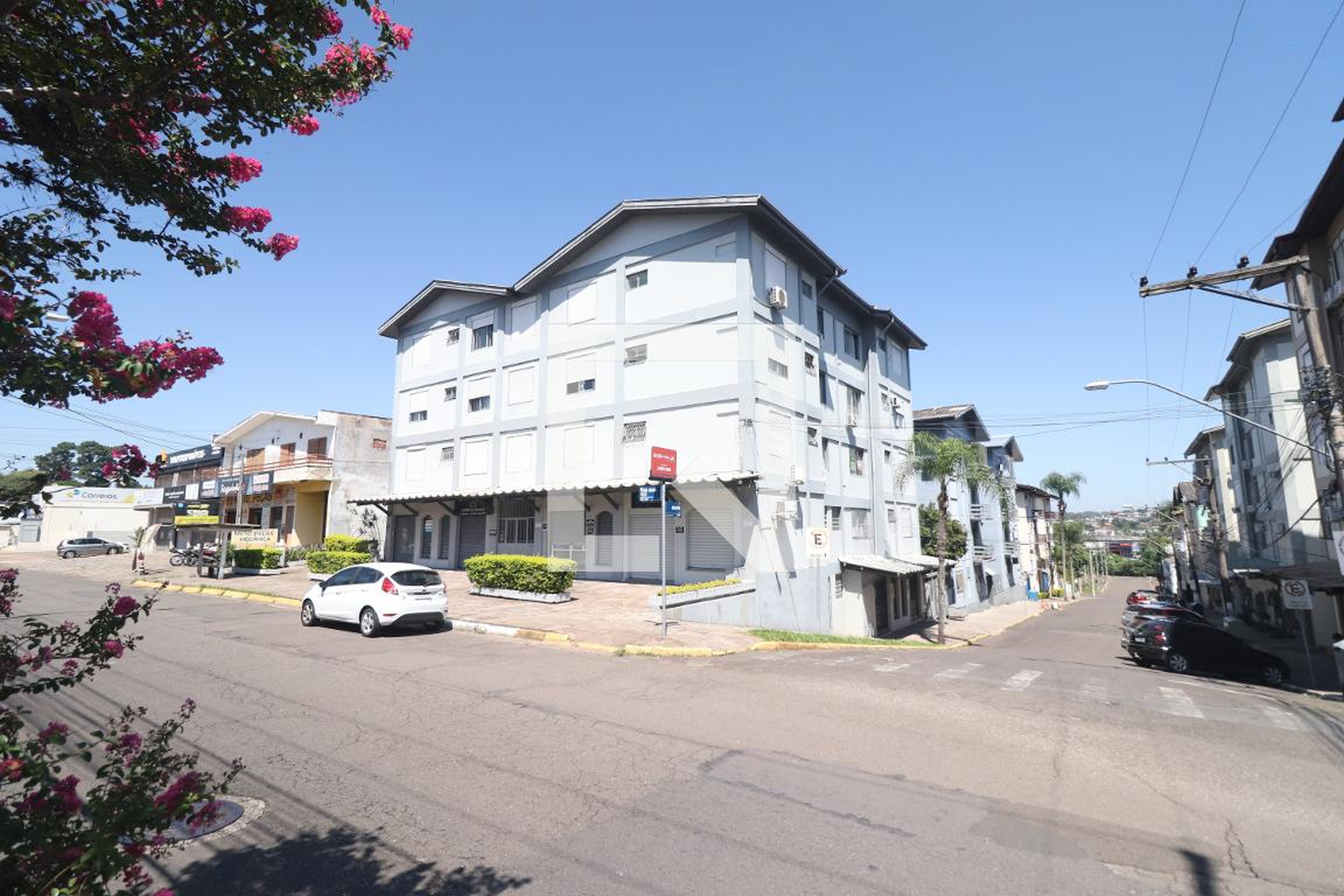 Fachada do Prédio Condomínio em Avenida Pedro Adams Filho, 2524