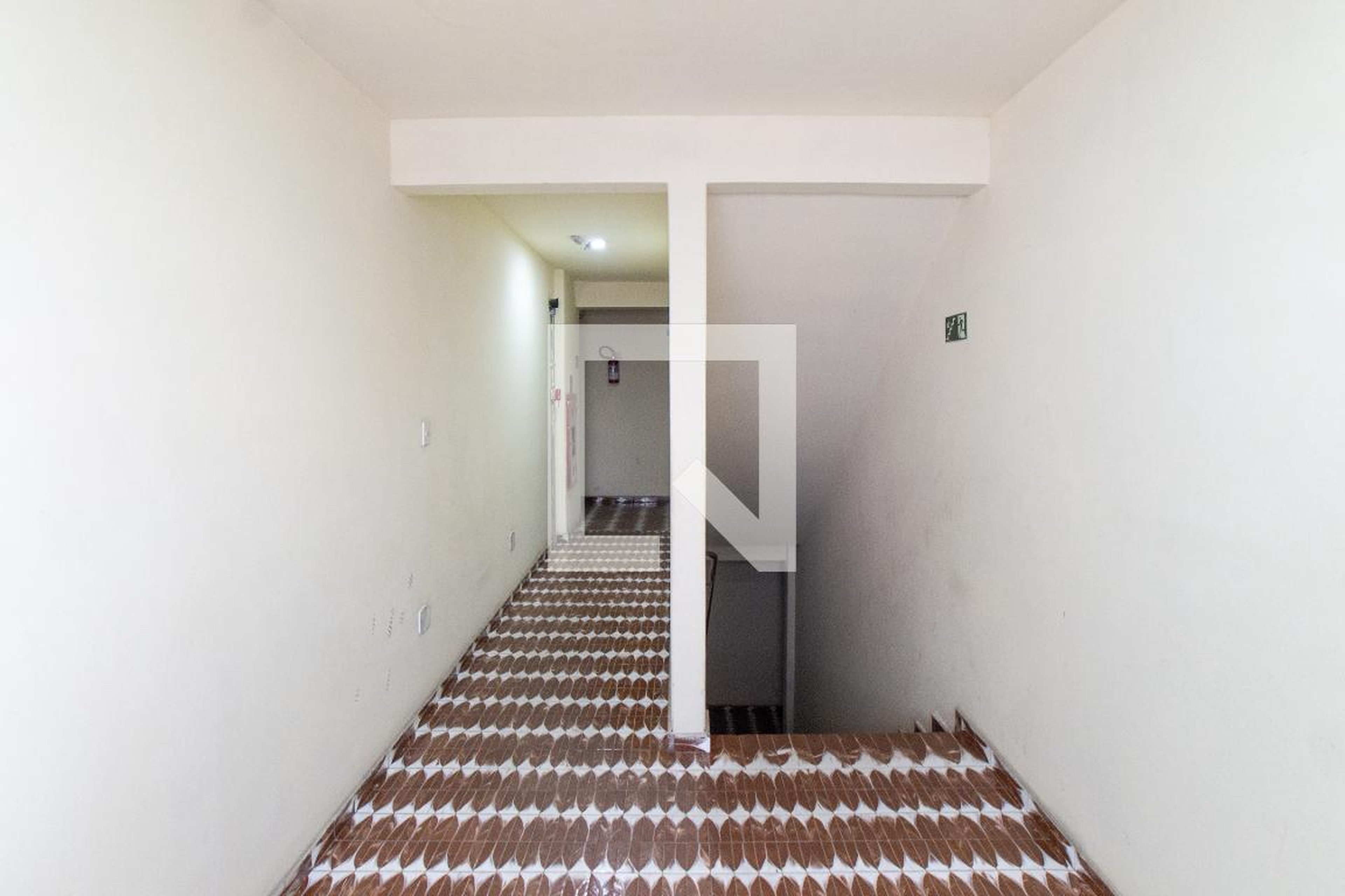 Área comum - Newton Braga