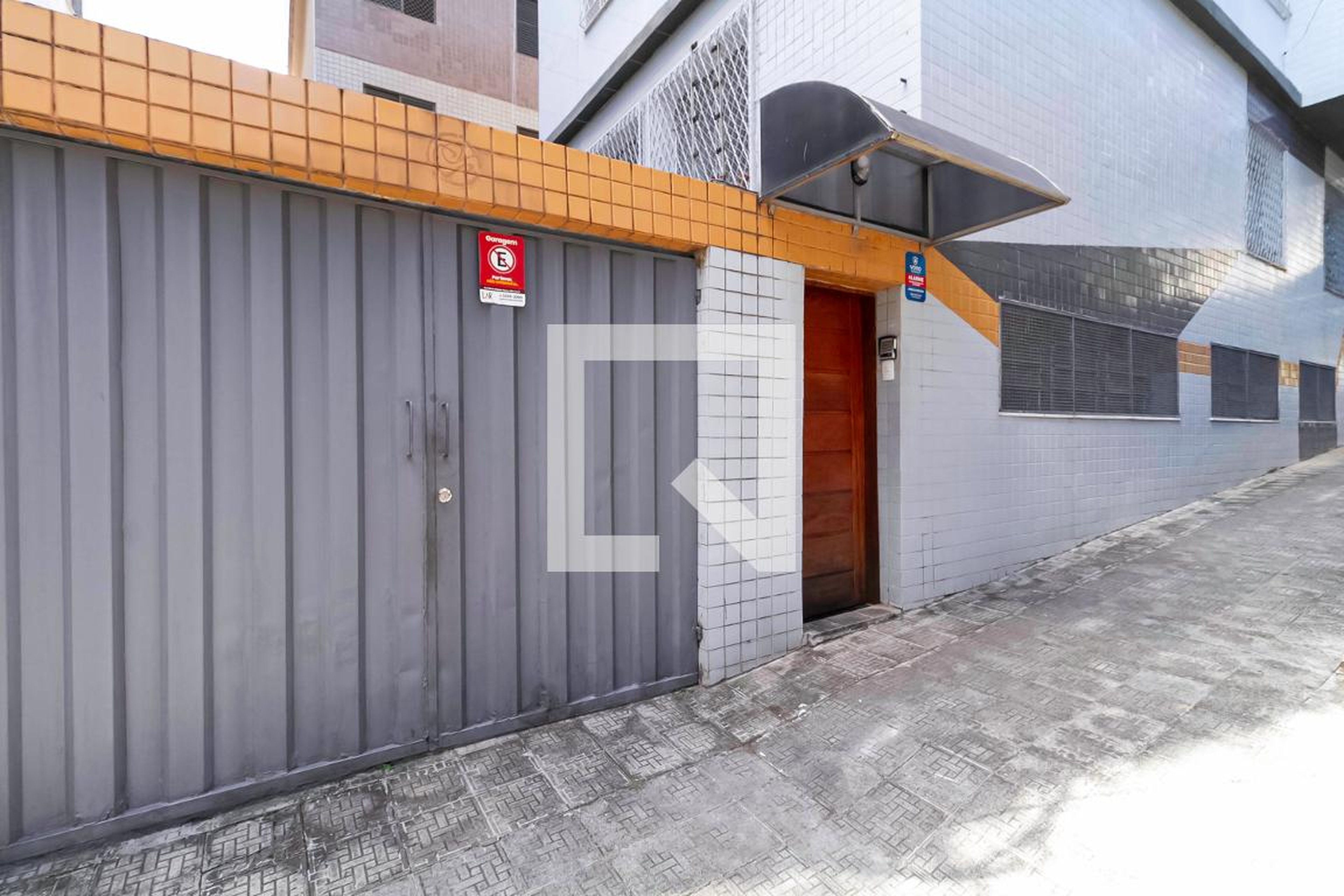 Fachada Condomínio em Rua Mar de Espanha, 510