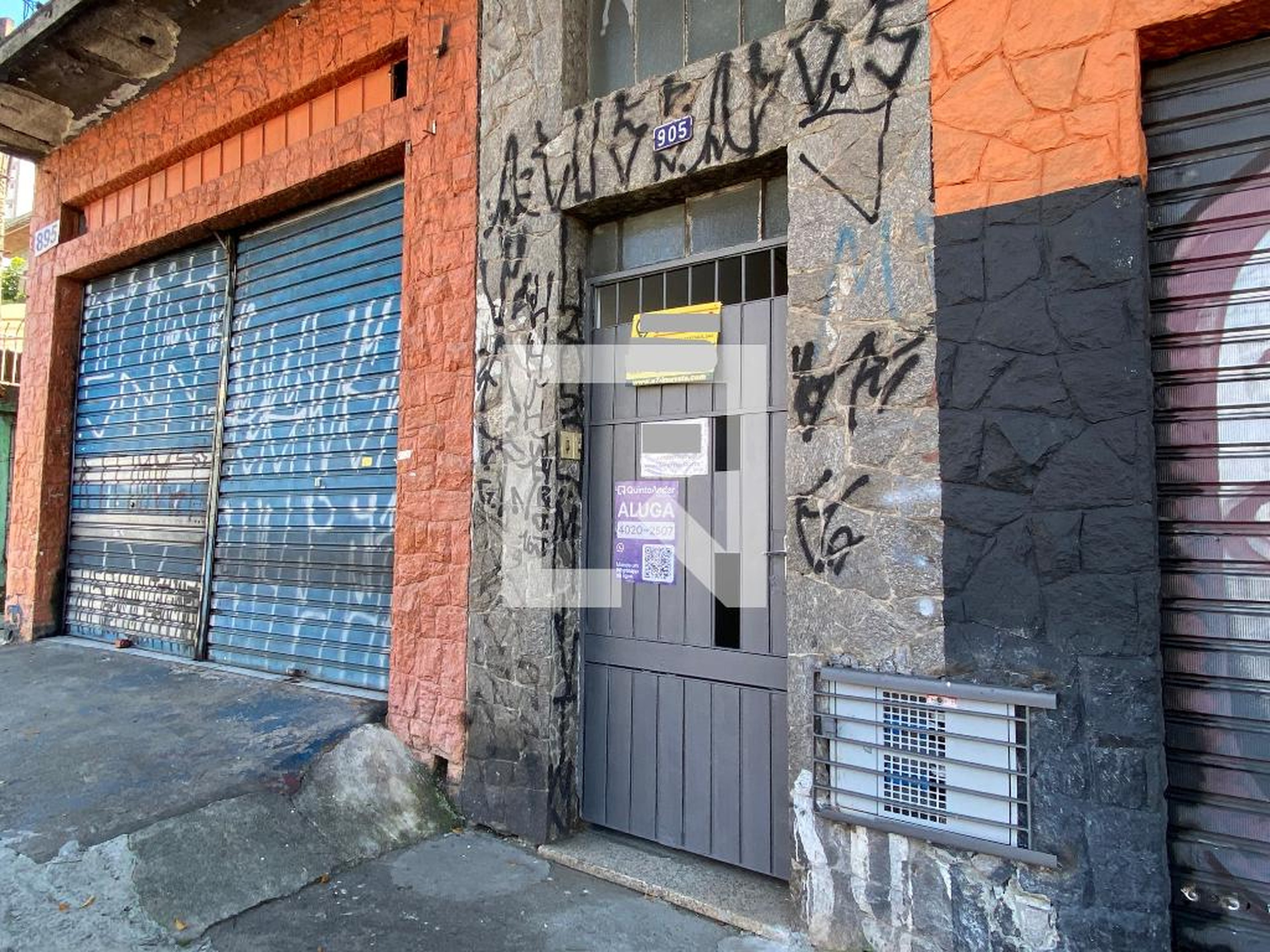 Fachada Condomínio em Avenida Miguel Estefano, 905