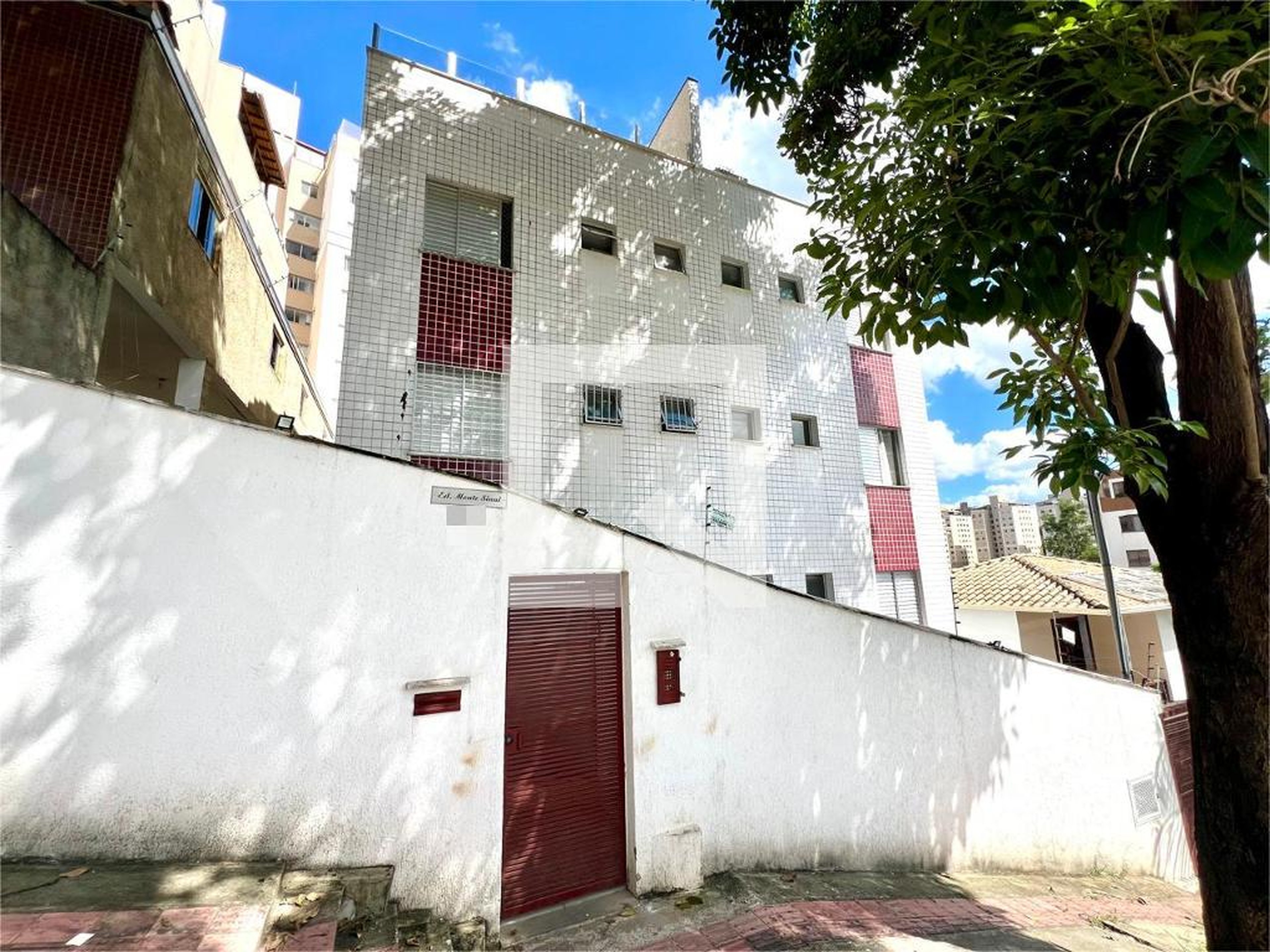 Fachada do Prédio Edifício Monte Sinai