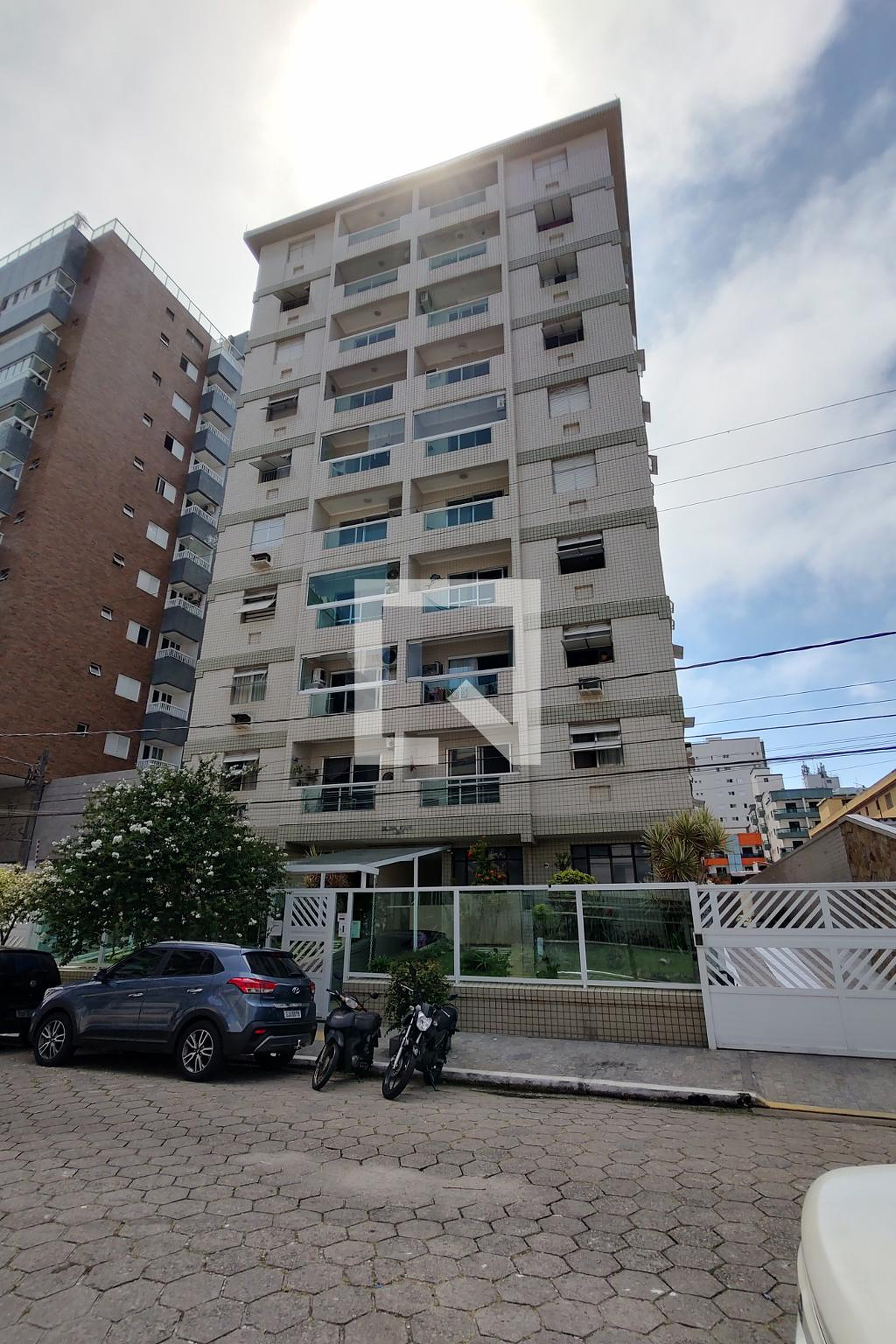 Fachada do Prédio Condomínio Olga Kari