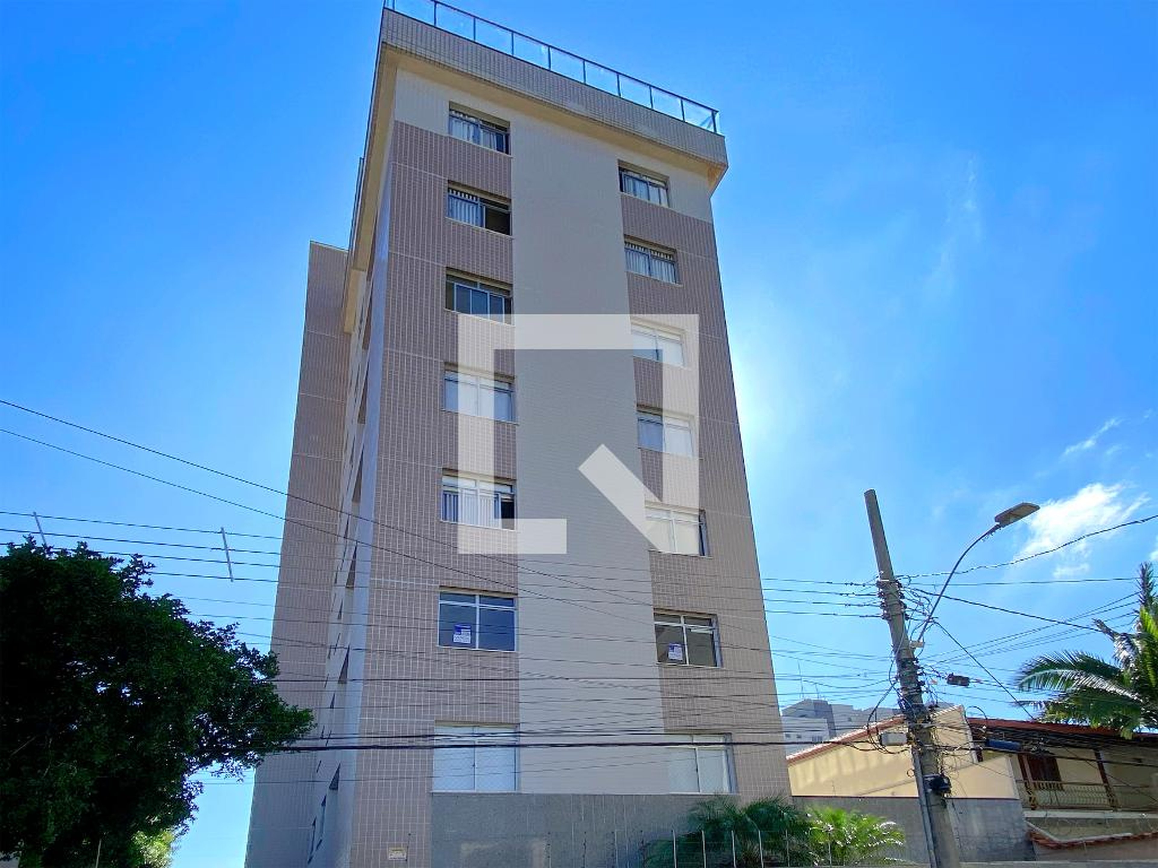 Fachada Condomínio em Rua São Joaquim, 323