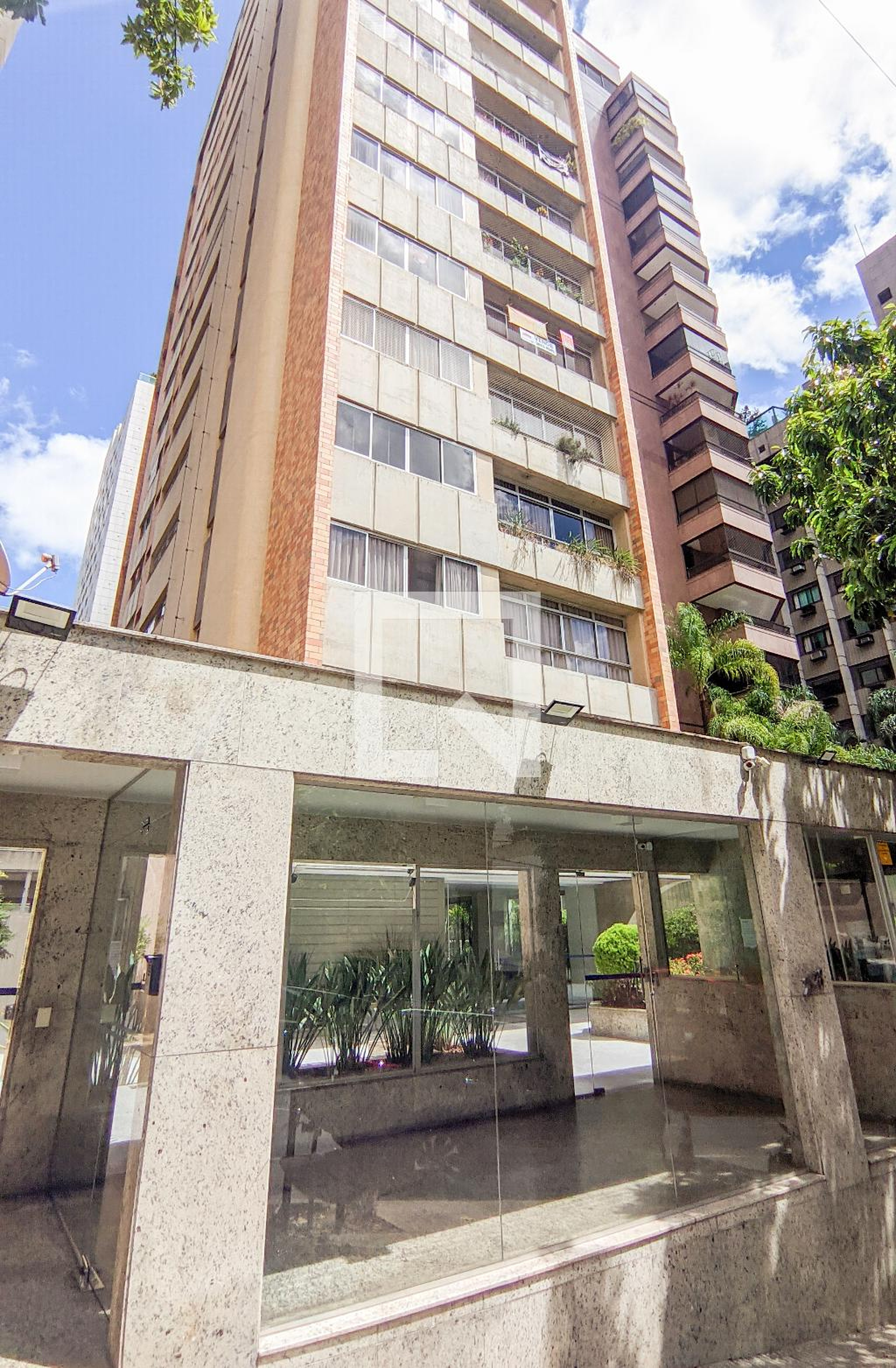 Fachada Condomínio em Rua Espírito Santo, 2578