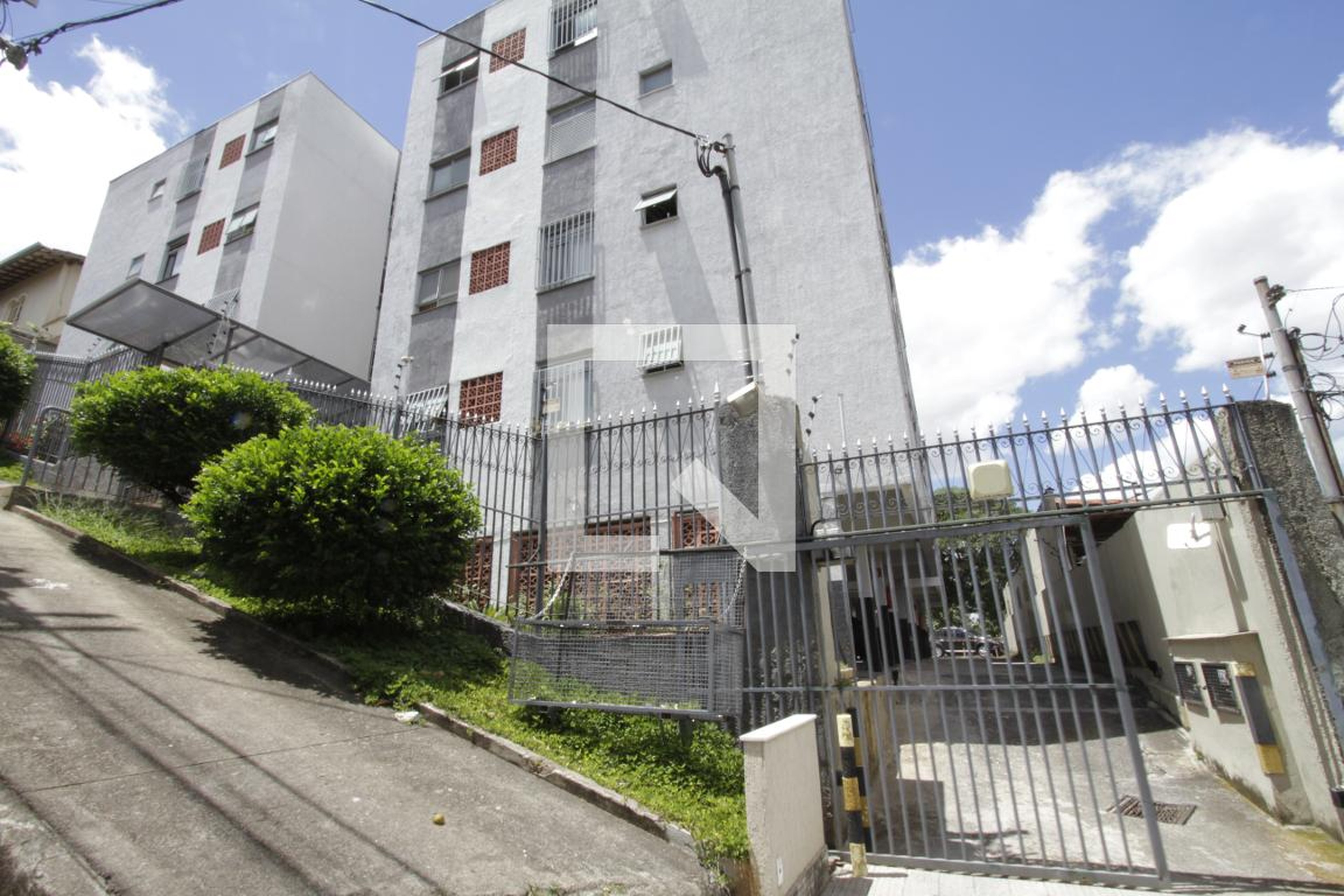 Fachada Condomínio em Rua Vila Rica, 110