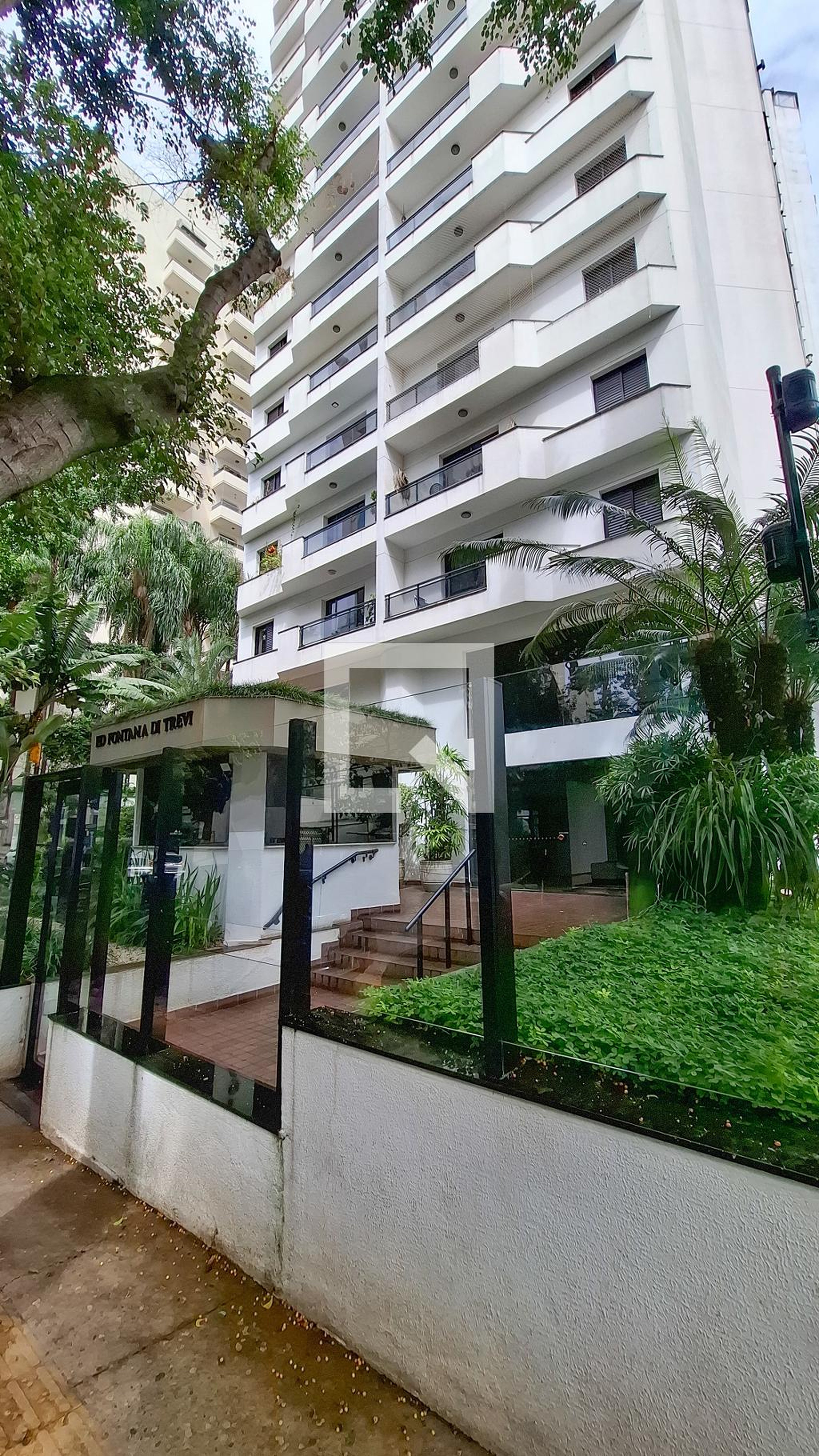 Fachada do Prédio Condomínio Fontana de Trevi