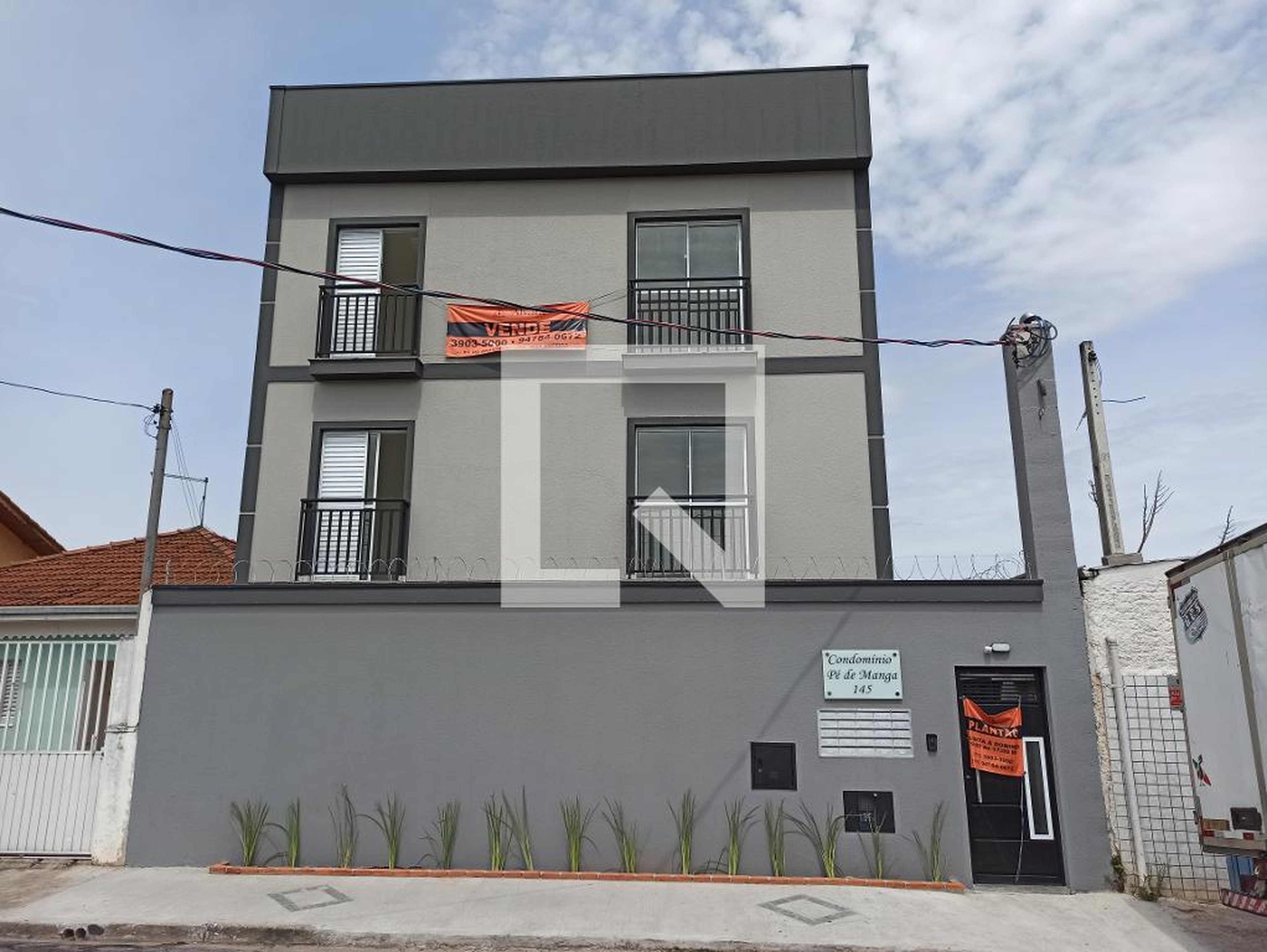 Fachada do Prédio Condomínio Pé de Manga