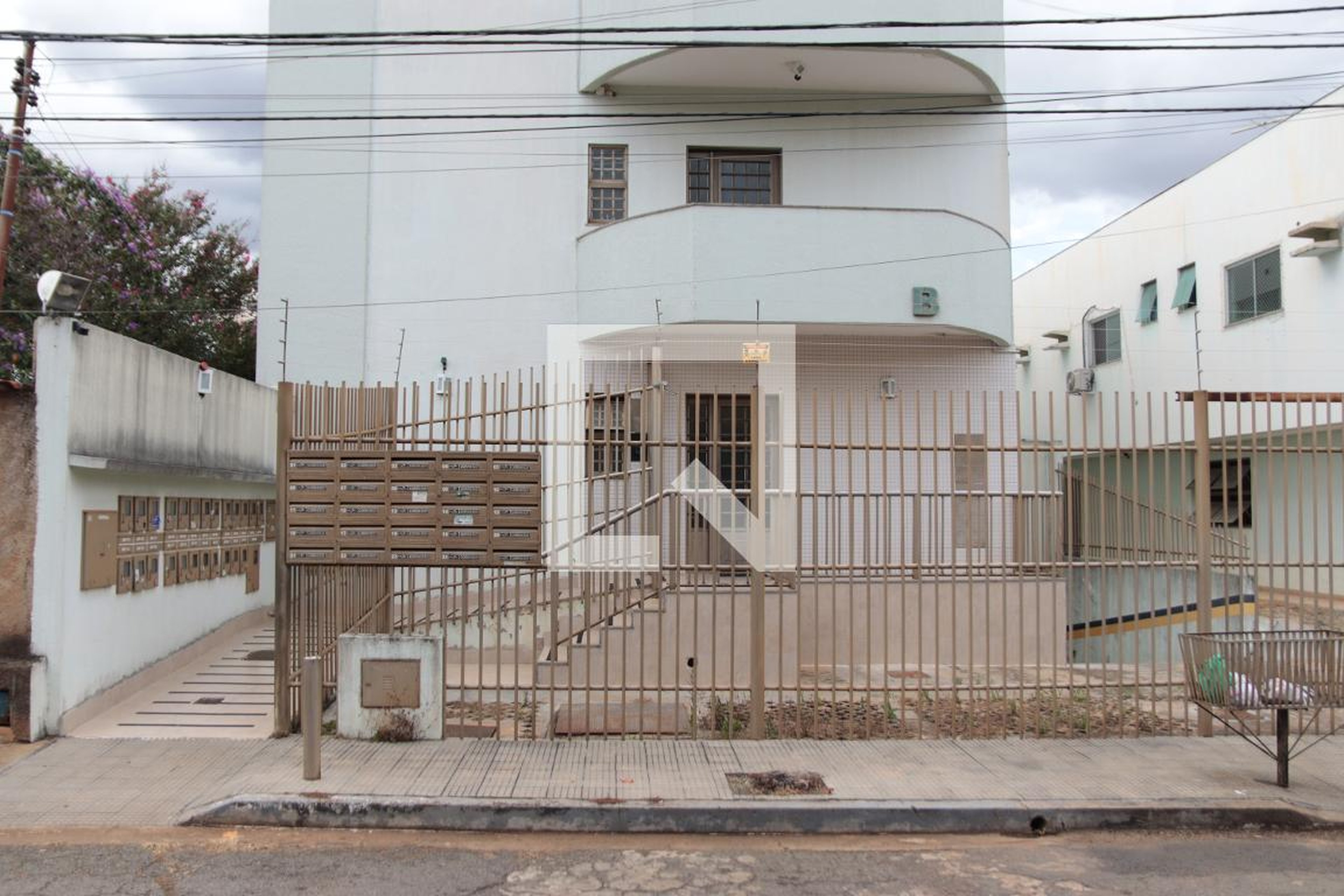 Fachada Condomínio em Rua 103-B, 70