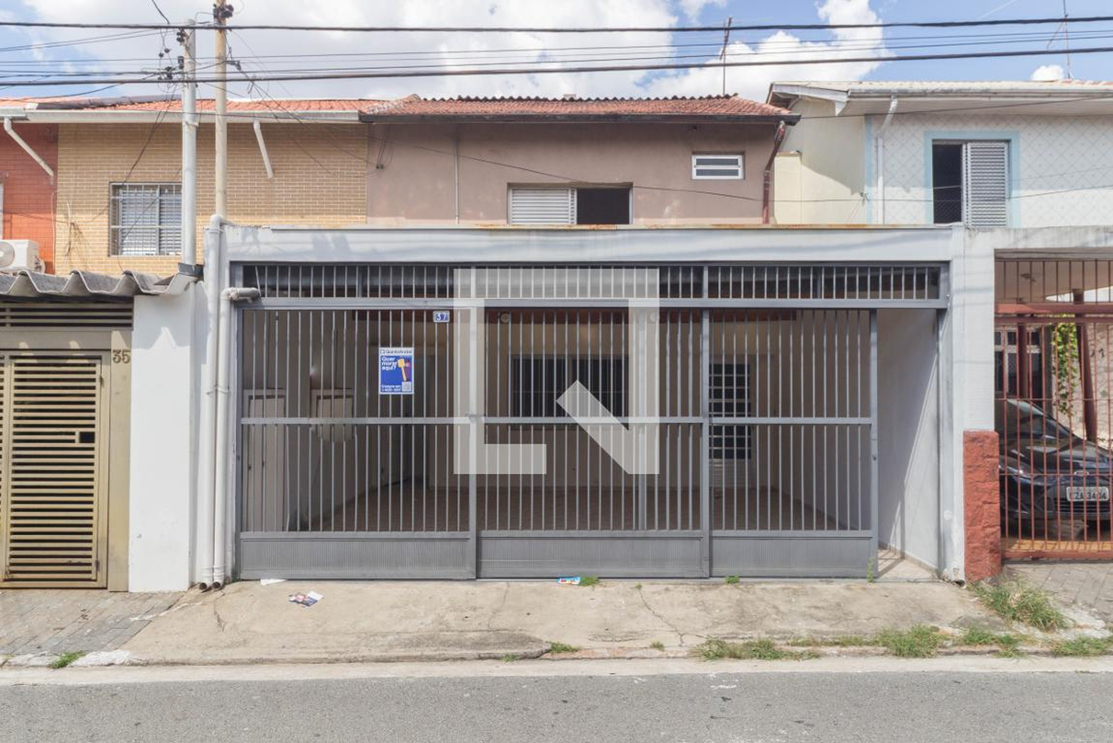 Fachada Condomínio em Rua Mozart de Andrade, 37