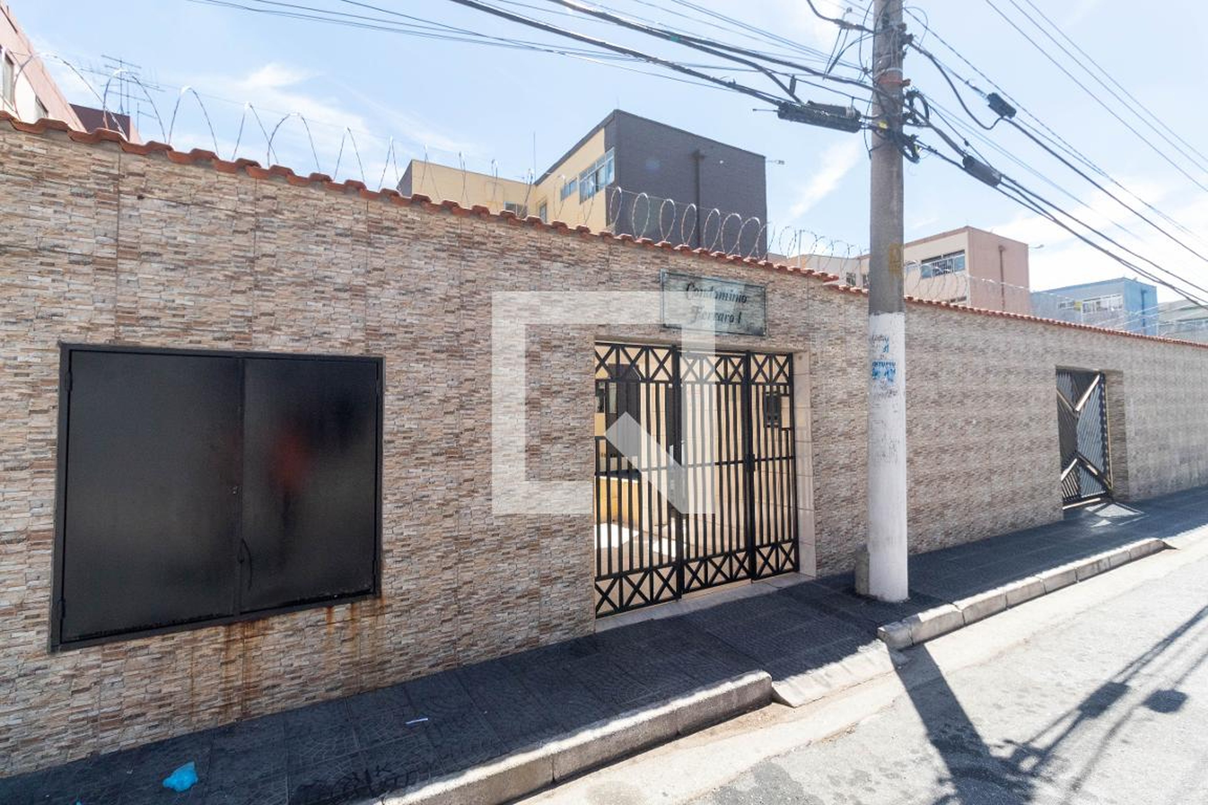 Fachada do Prédio Condomínio em Rua Padre Antônio Soler, 45