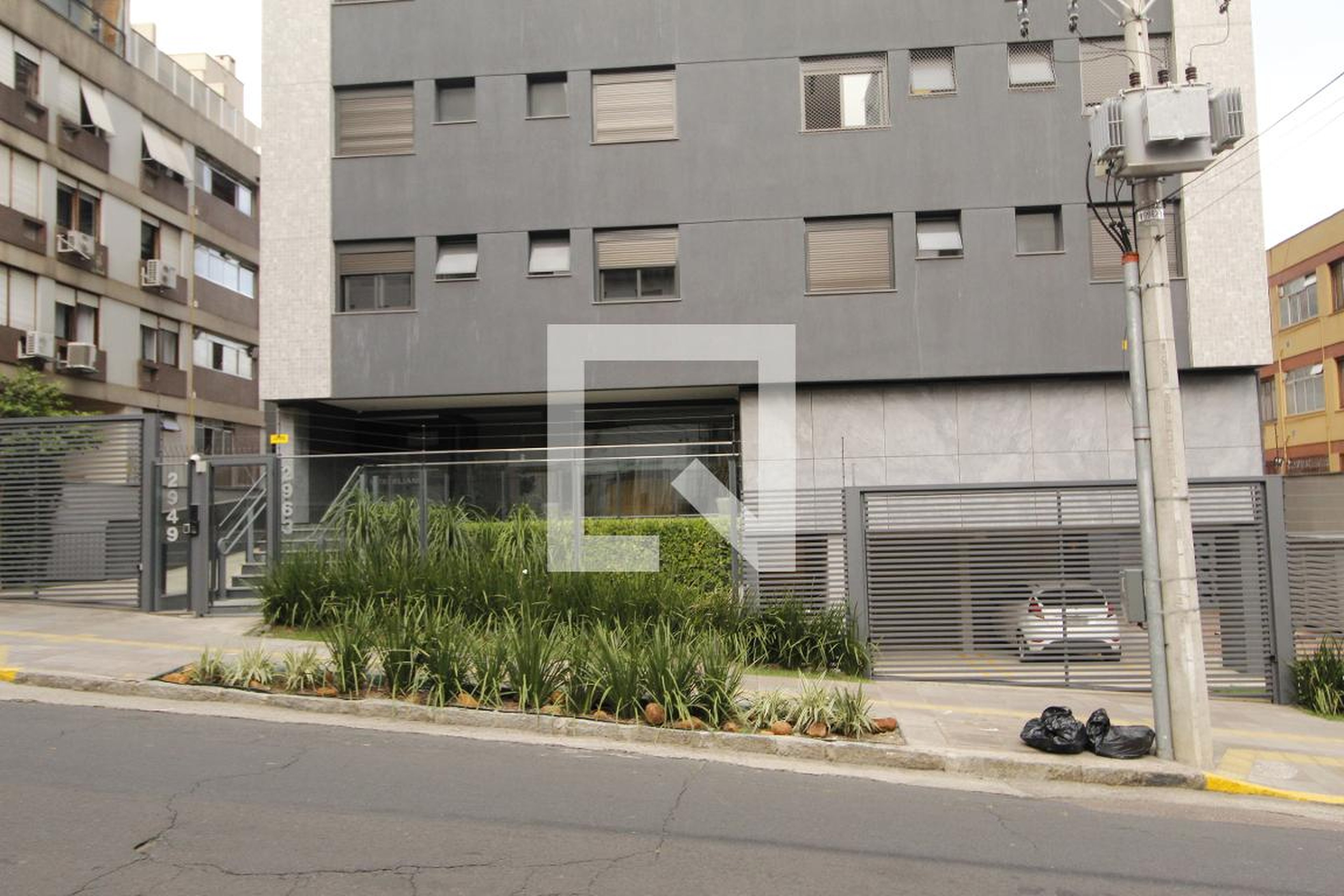 Fachada do Prédio Condomínio em Rua Vicente da Fontoura, 2949