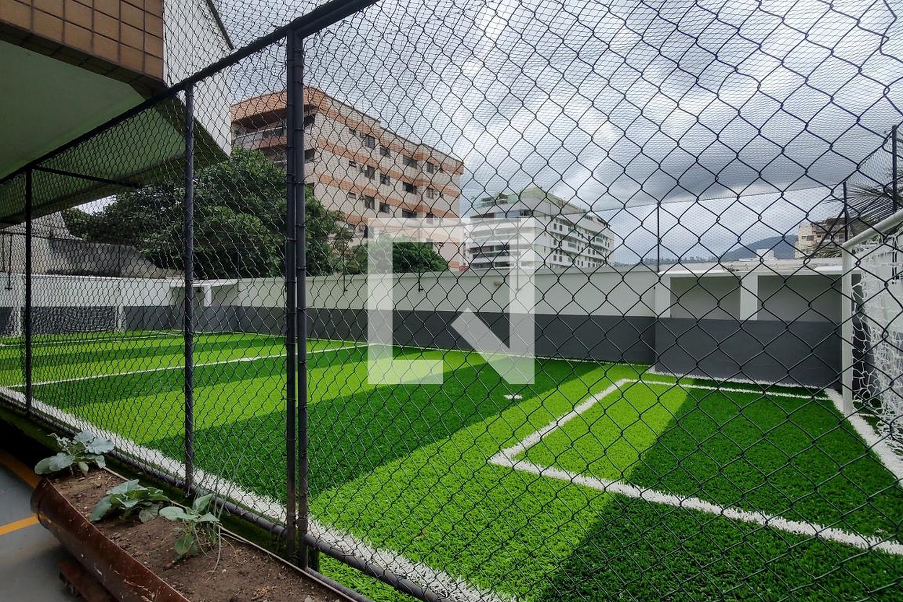 Quadra Esportiva - Edifício Residencias La Defense