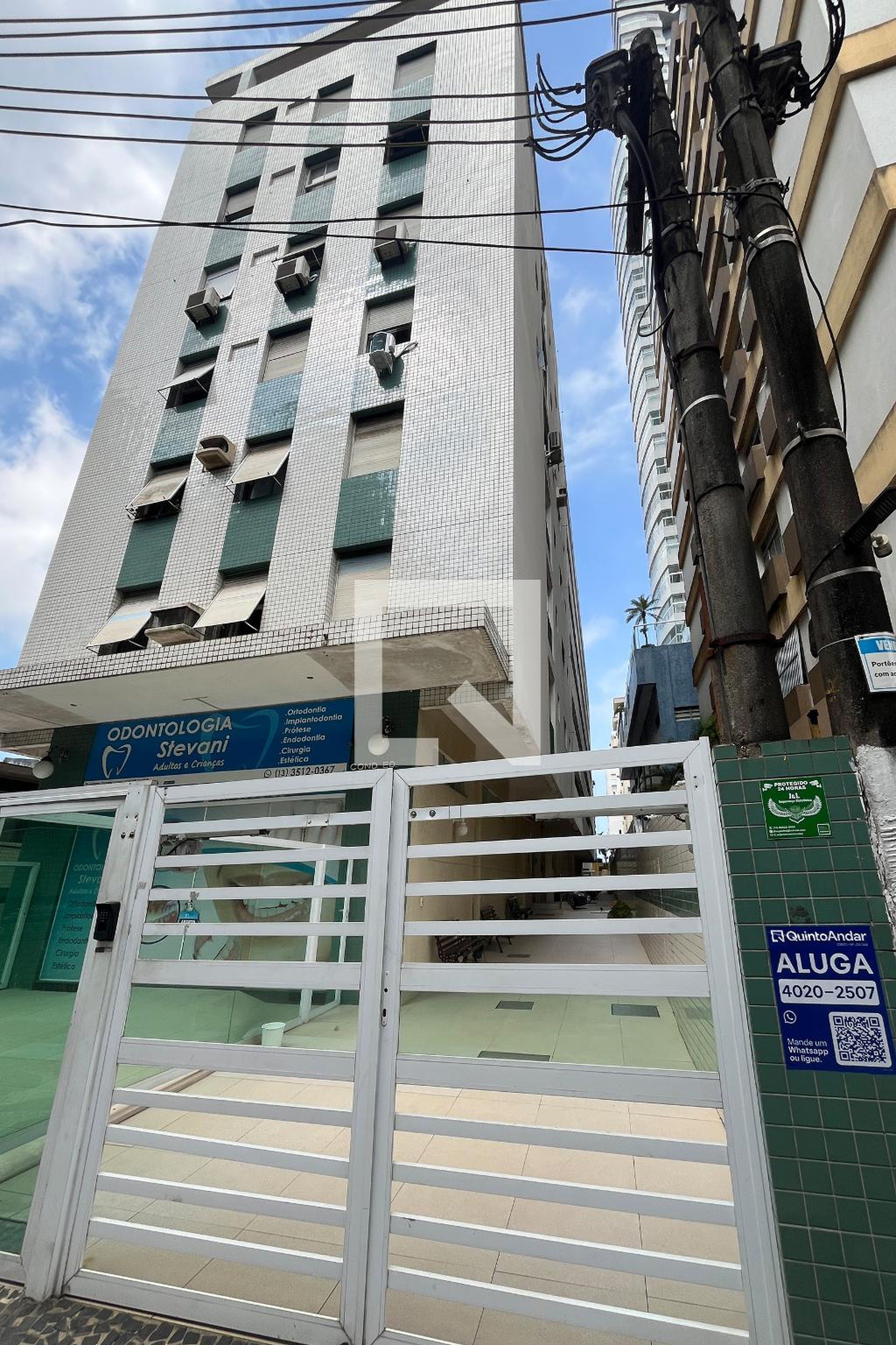 Fachada do Prédio Condomínio Praia Linda