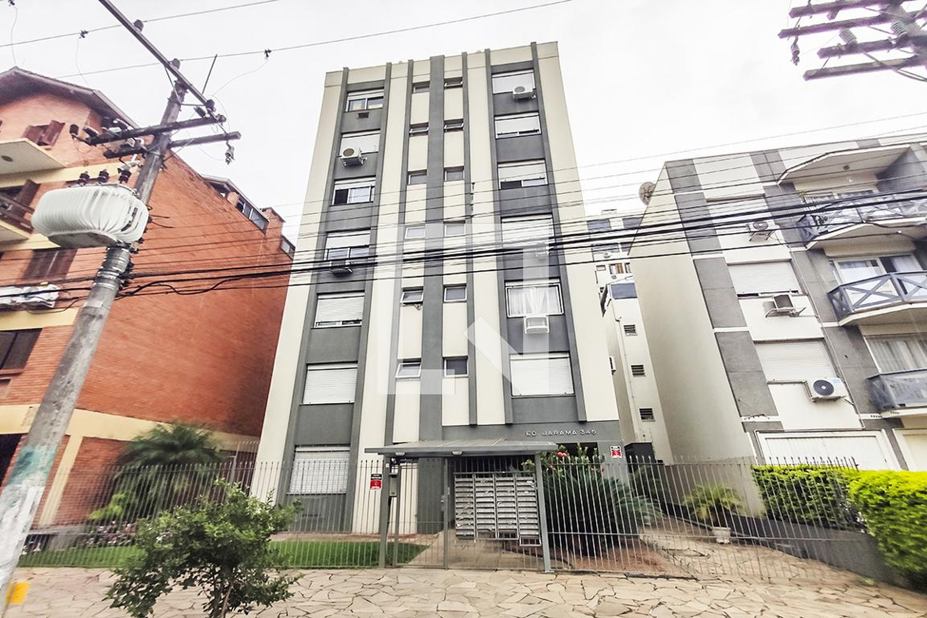 Fachada Condomínio em Rua São Pedro, 345