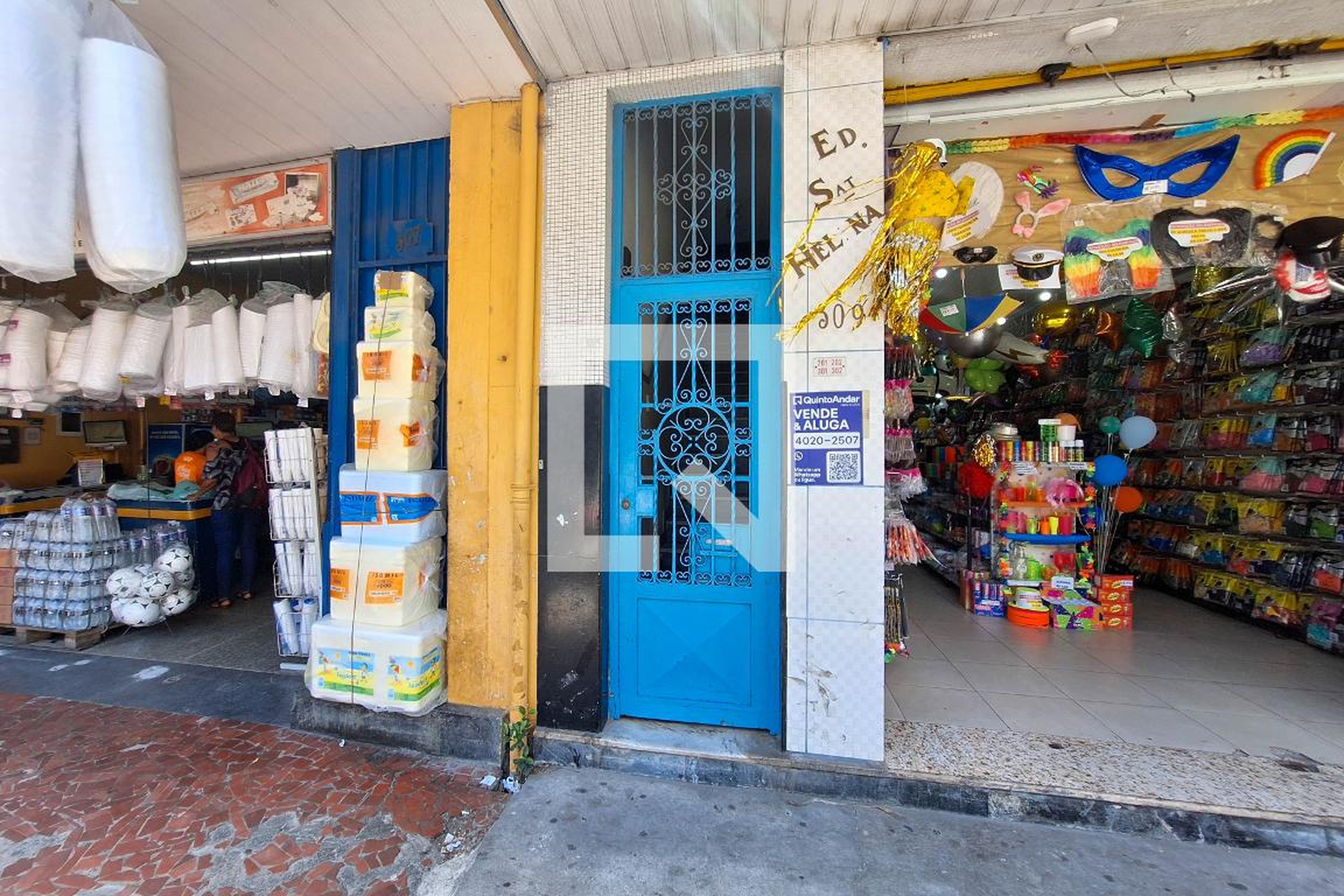 Fachada Condomínio em Rua Visconde do Uruguai, 309