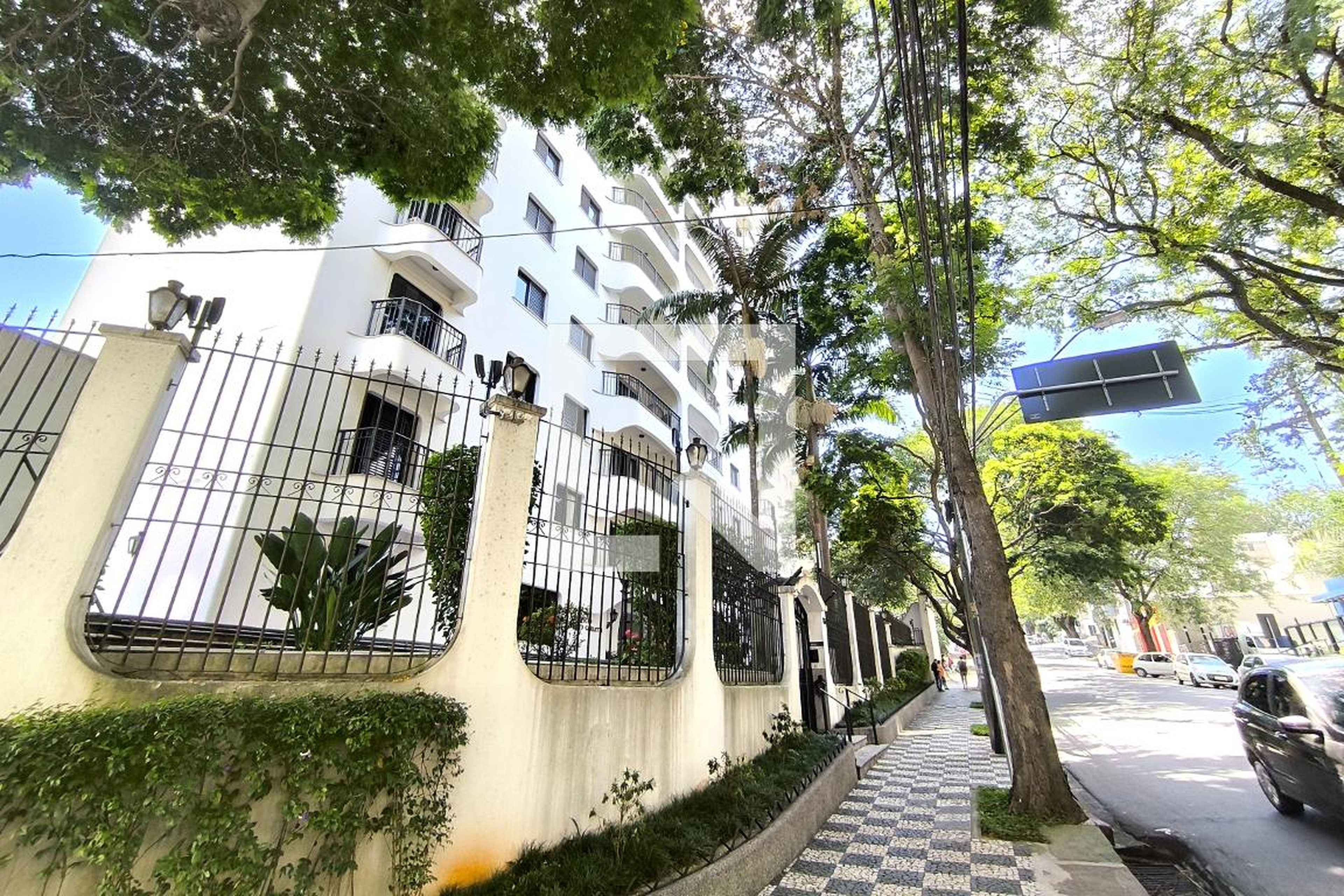 Fachada Edifício Leoneto Carletti