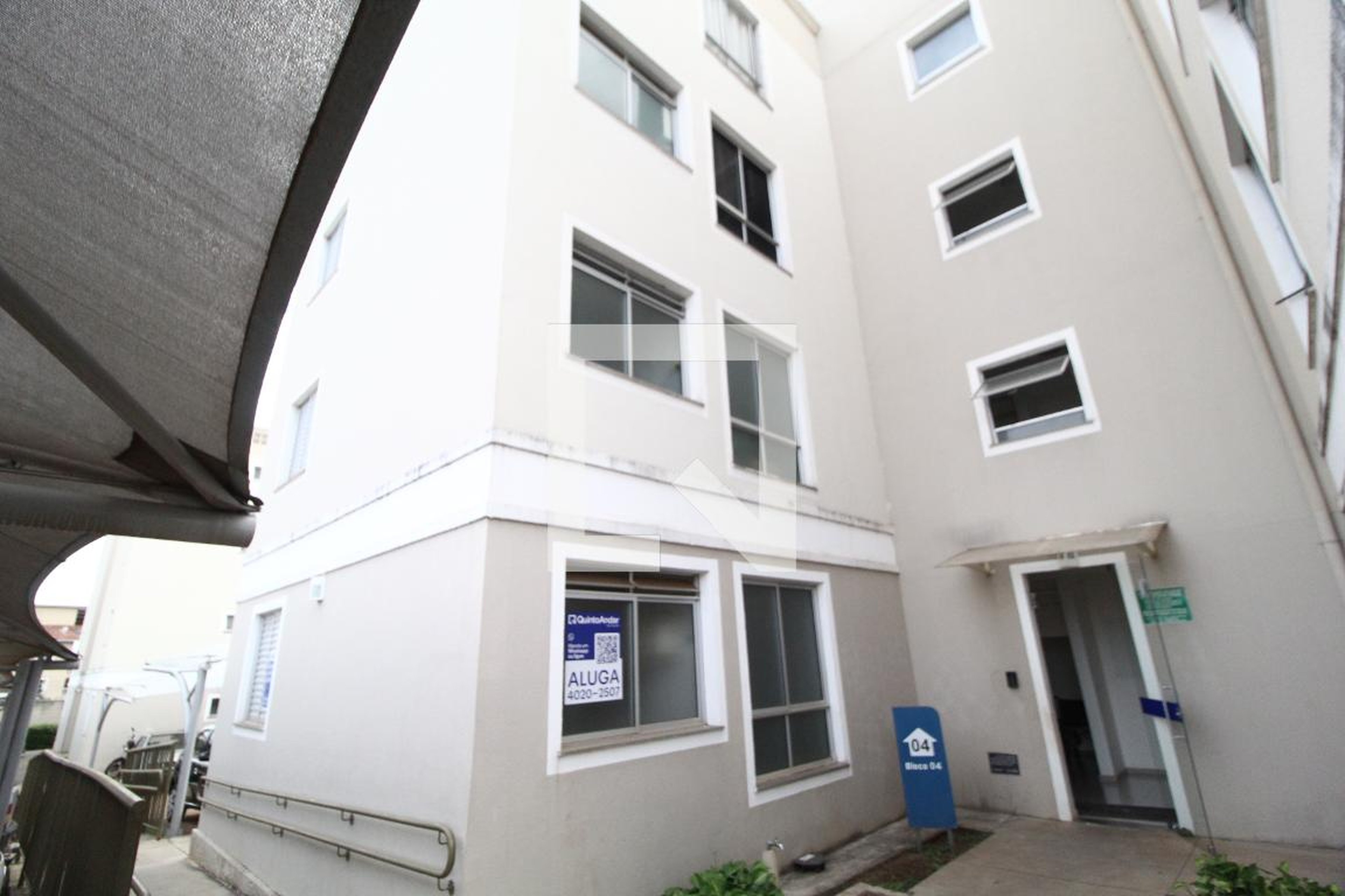 Fachada Condomínio em Rua Márcio Ribeiro da Silva, 292