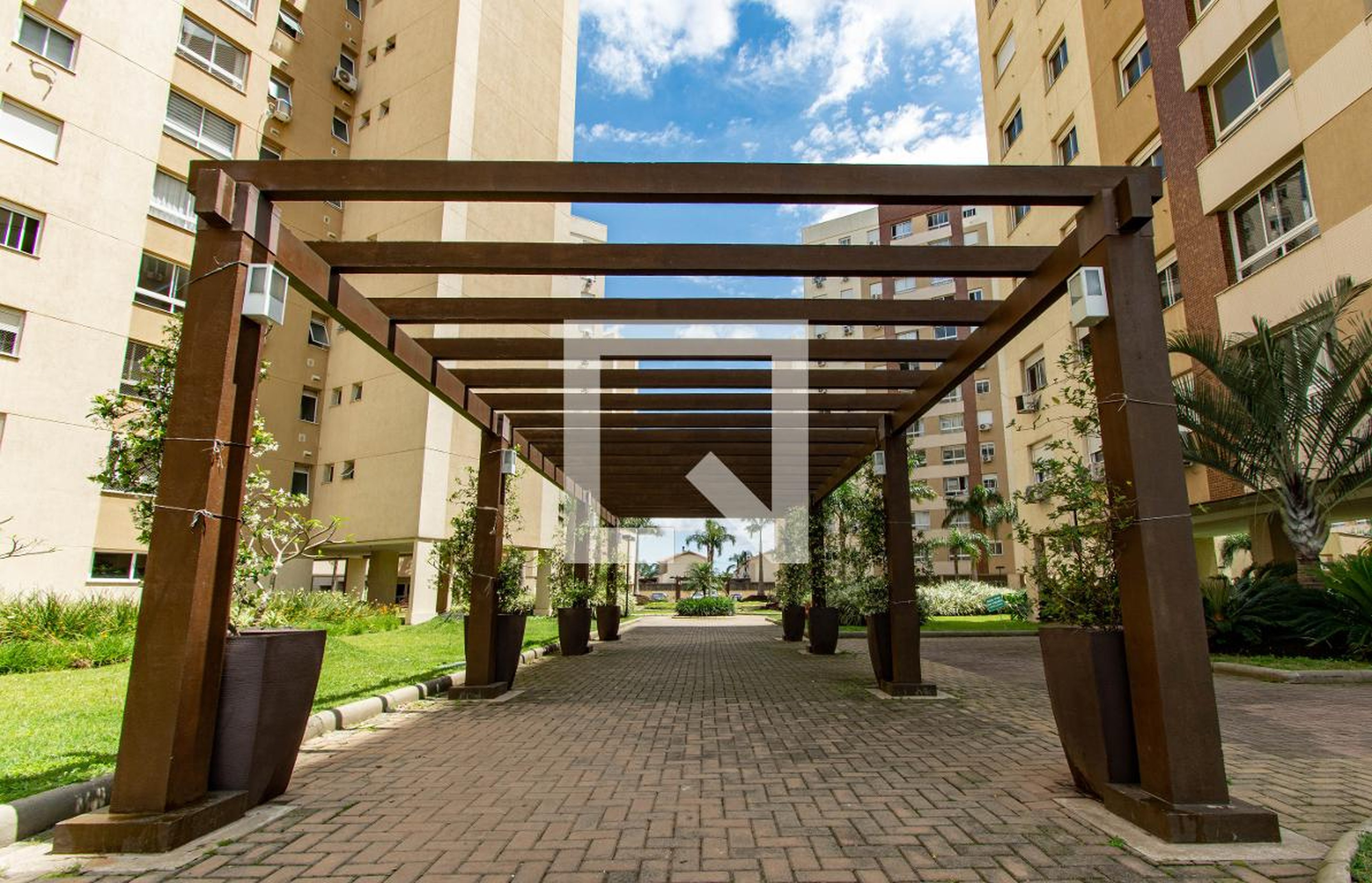 Hall - Life Park Green