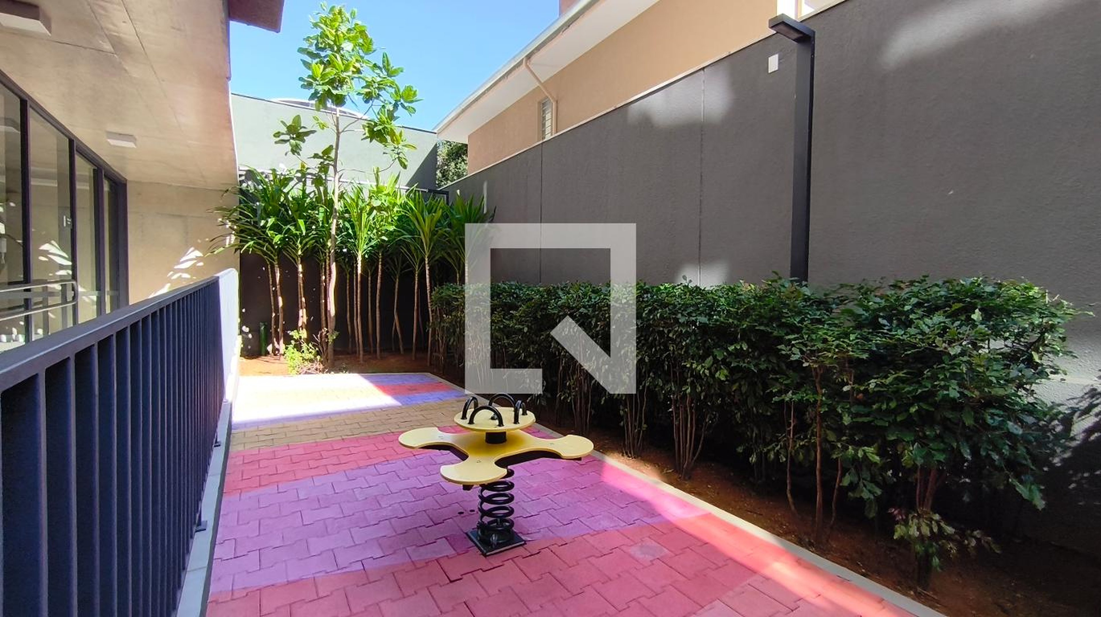 Playground - Lauto Vila Mariana by Tarjab