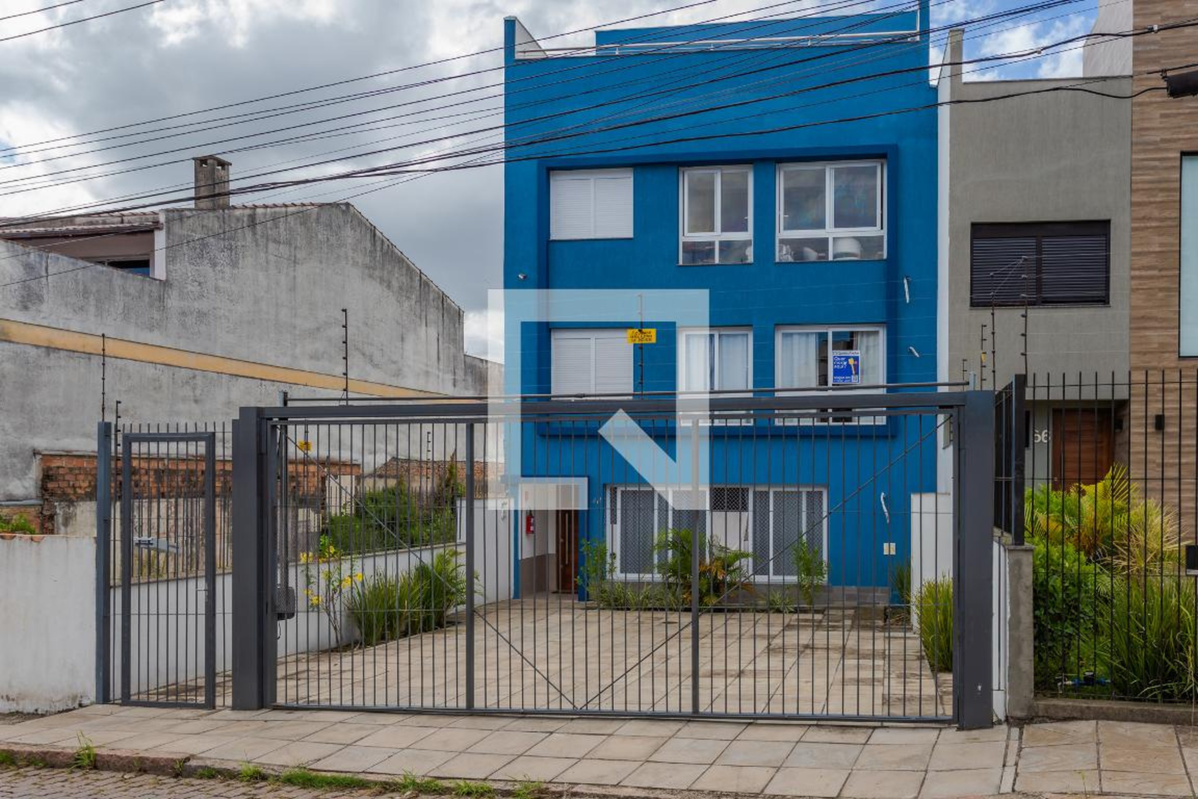 Fachada Condomínio em Rua Buarque de Macedo, 927