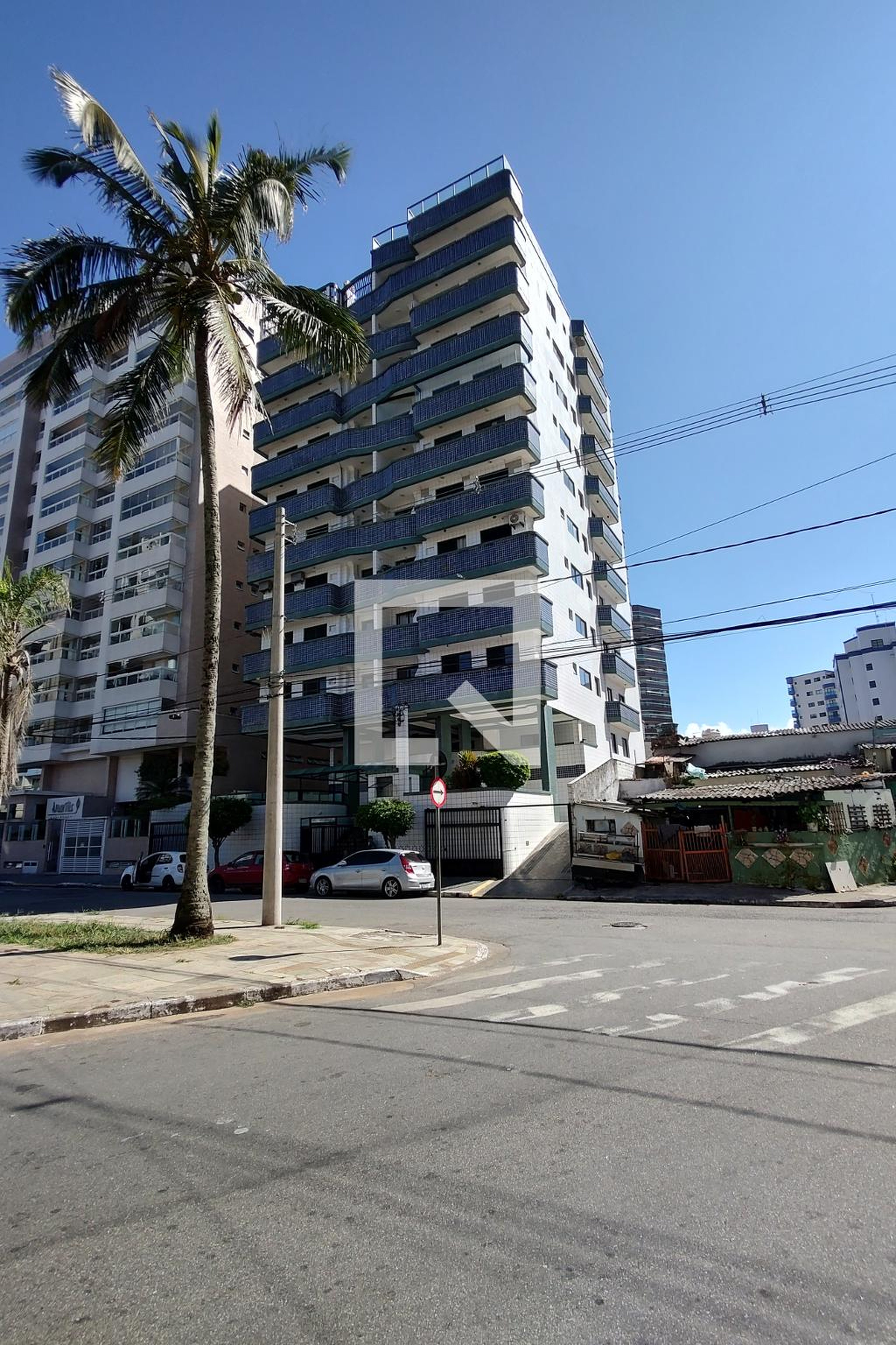 Fachada do Prédio Condomínio Venice