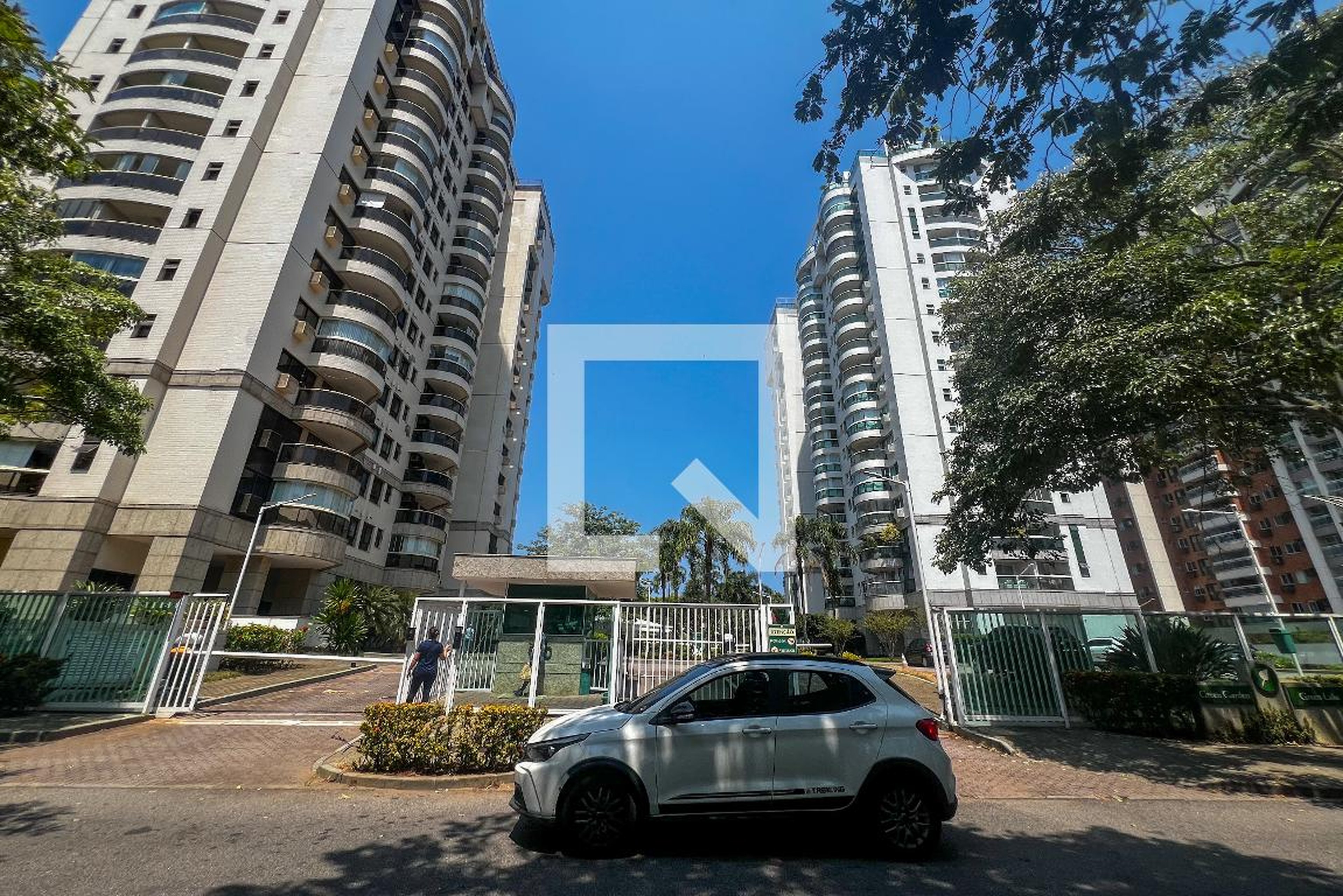 Fachada Condomínio Península