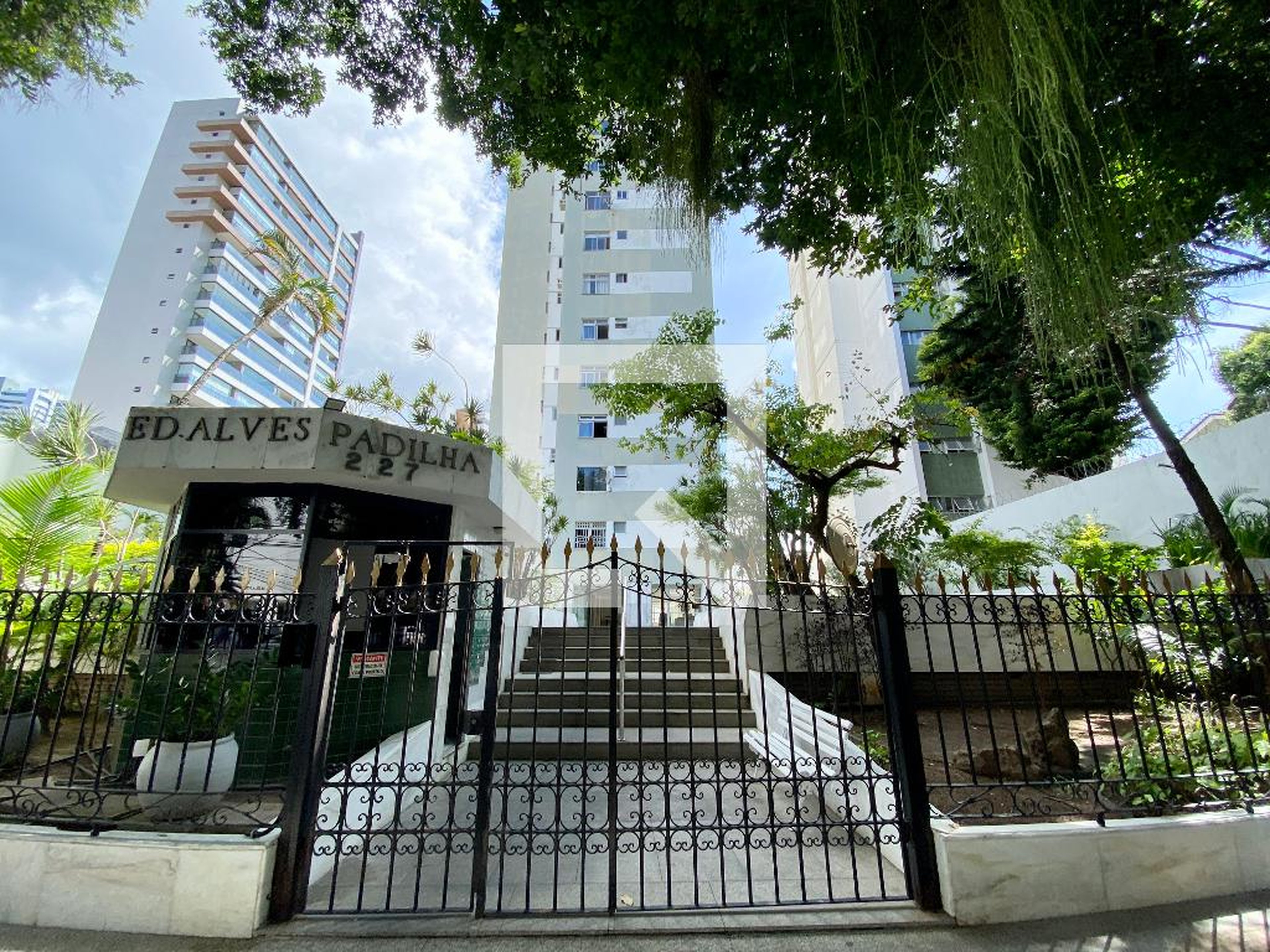 Fachada do Prédio Condomínio Alves Padilha