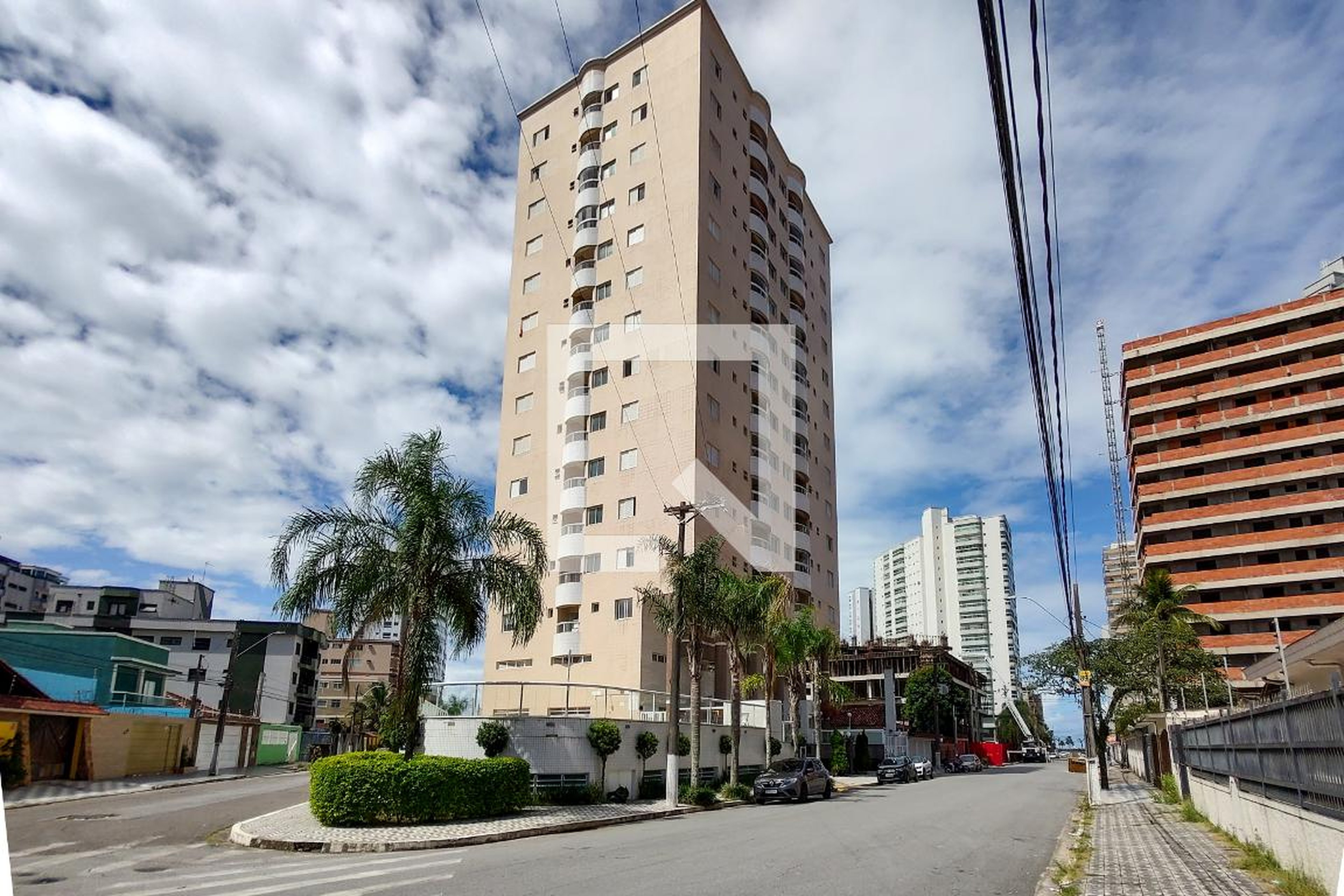 Fachada do Prédio Condomínio em Rua Maria Tognini, 256