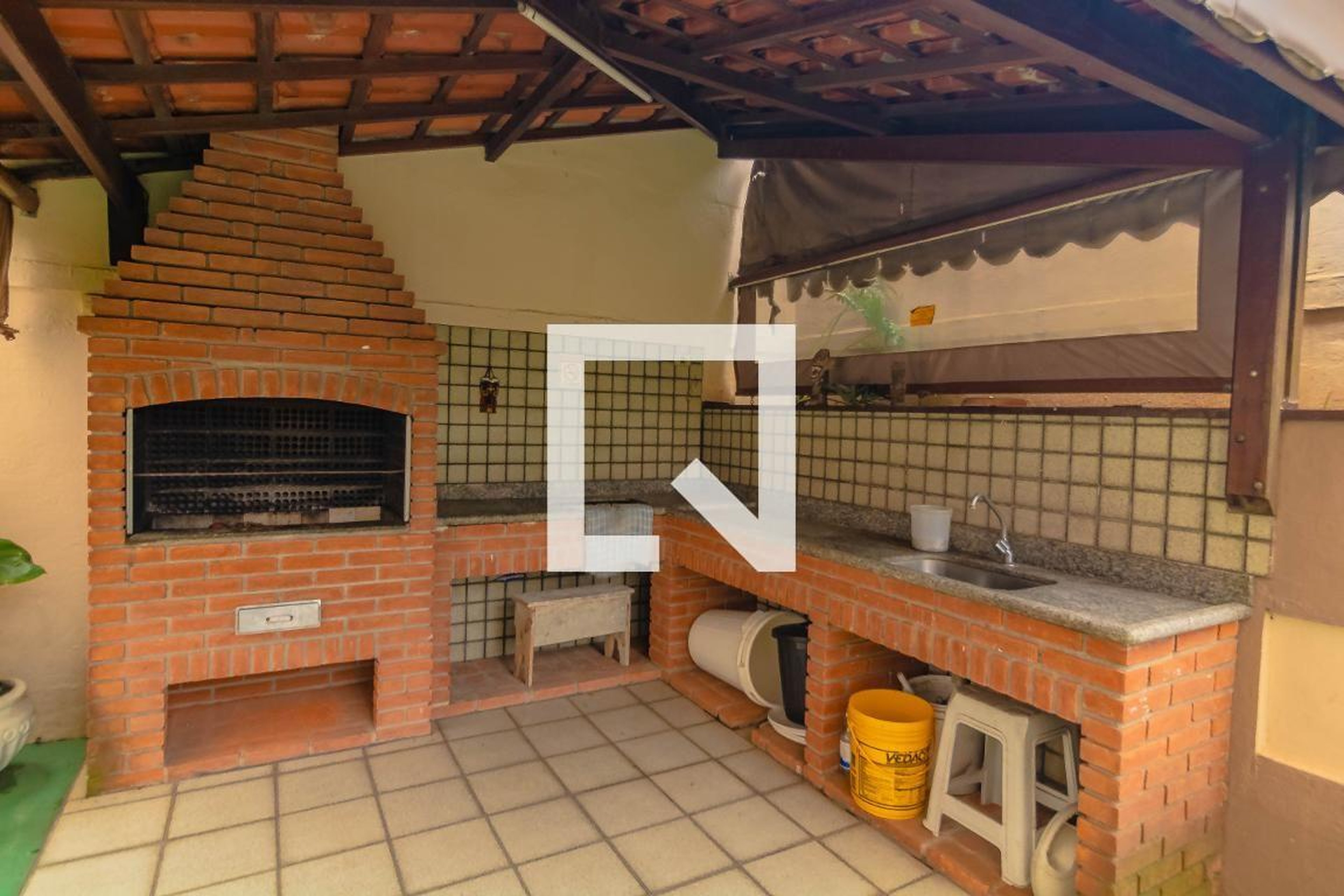 Churrasqueira - Ville Mont Pellierj MMN